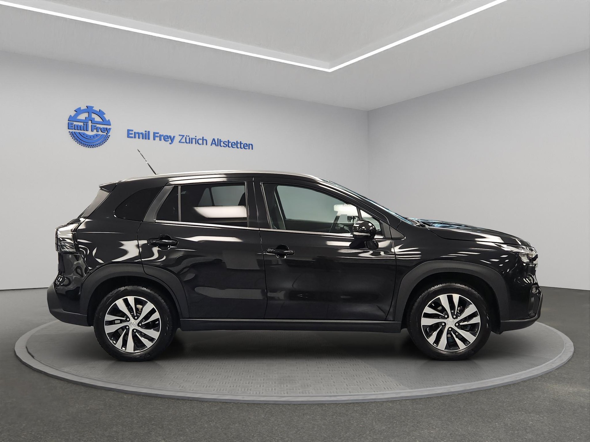 SUZUKI S-Cross 1.5 Compact Top Hybrid 4x4-image-3