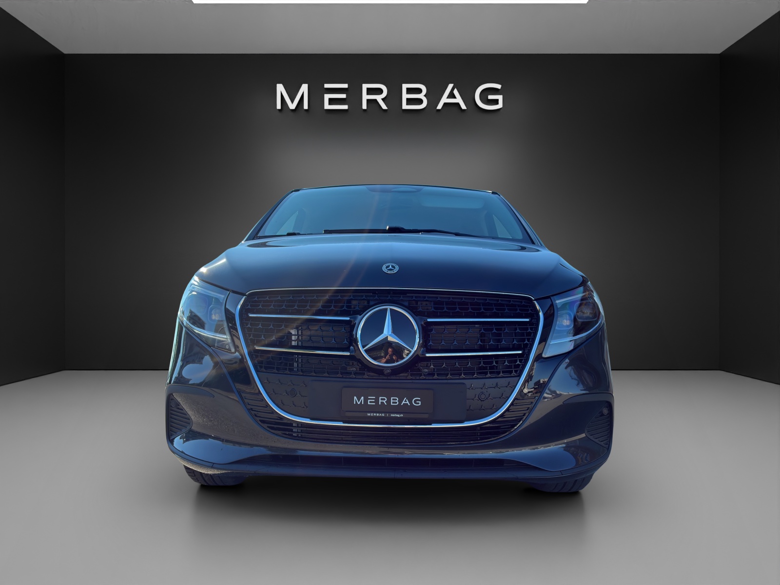 MERCEDES-BENZ V 250 d lang 4Matic Trend 9G-Tronic-image-1