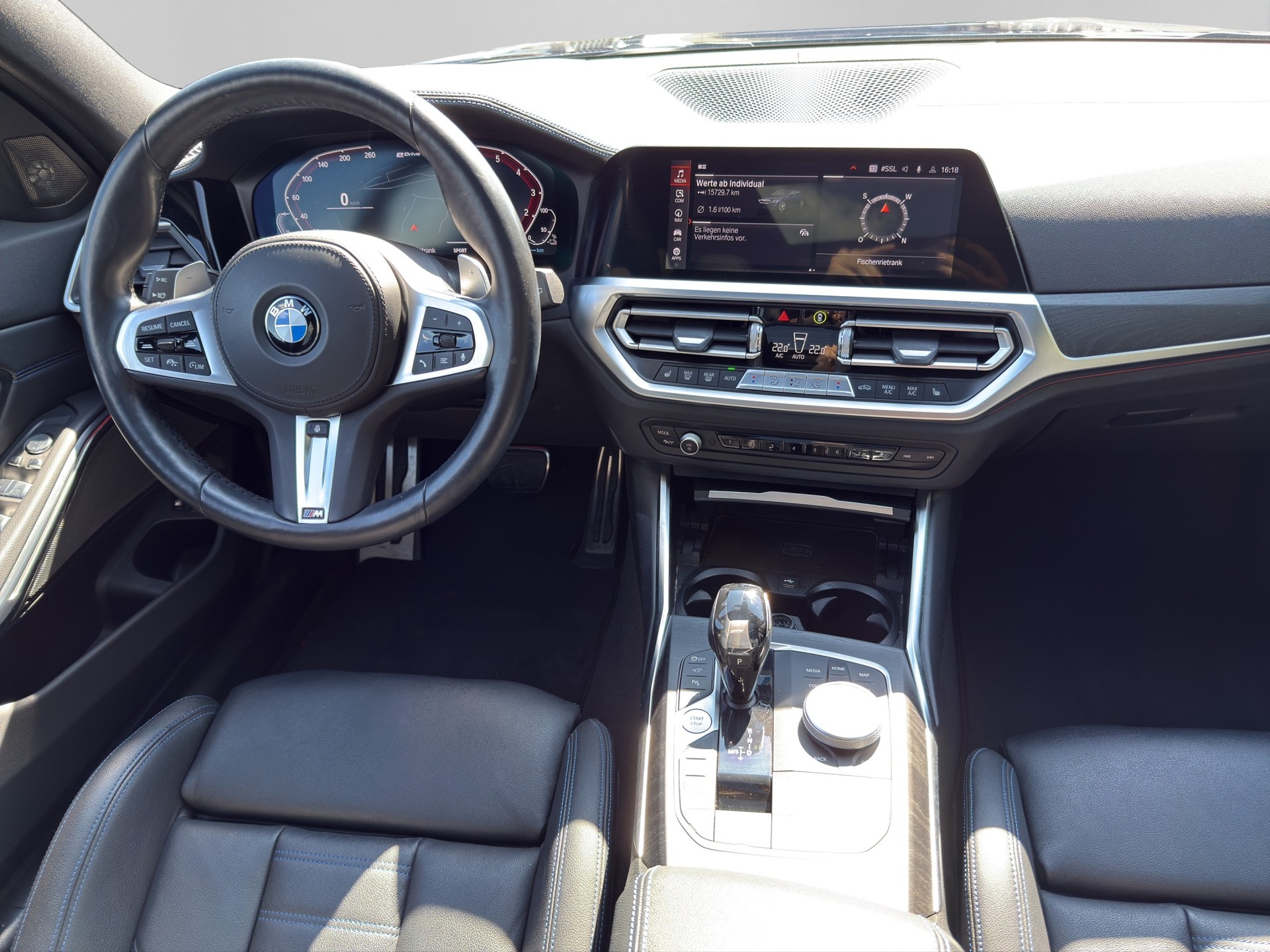 BMW 330e xDrive Touring M Sport Steptronic-image-13