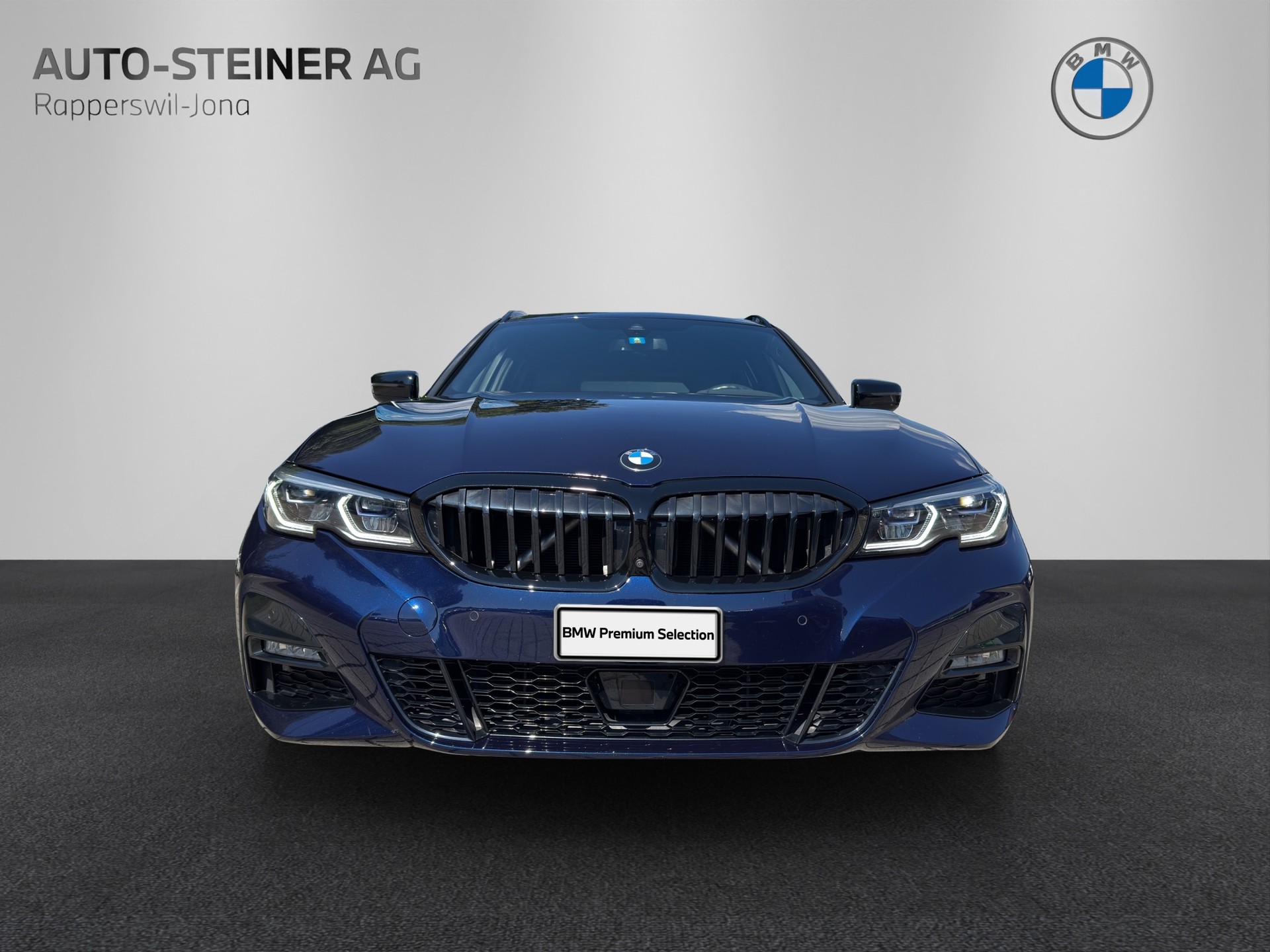 BMW 330e xDrive Touring M Sport Steptronic-image-7