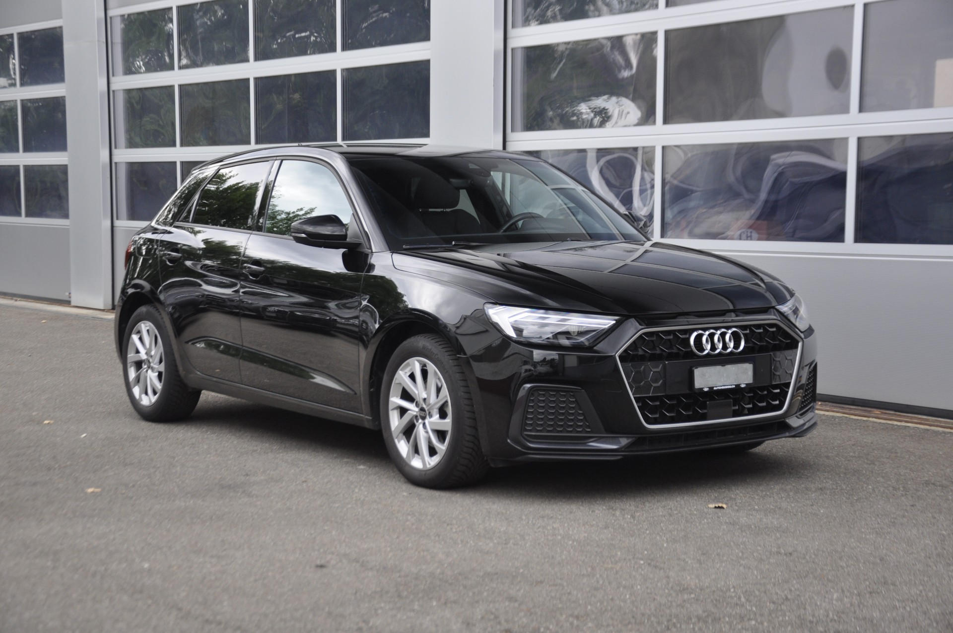 AUDI A1 Sportback 30 TFSI advanced Attraction S-tronic-image-0