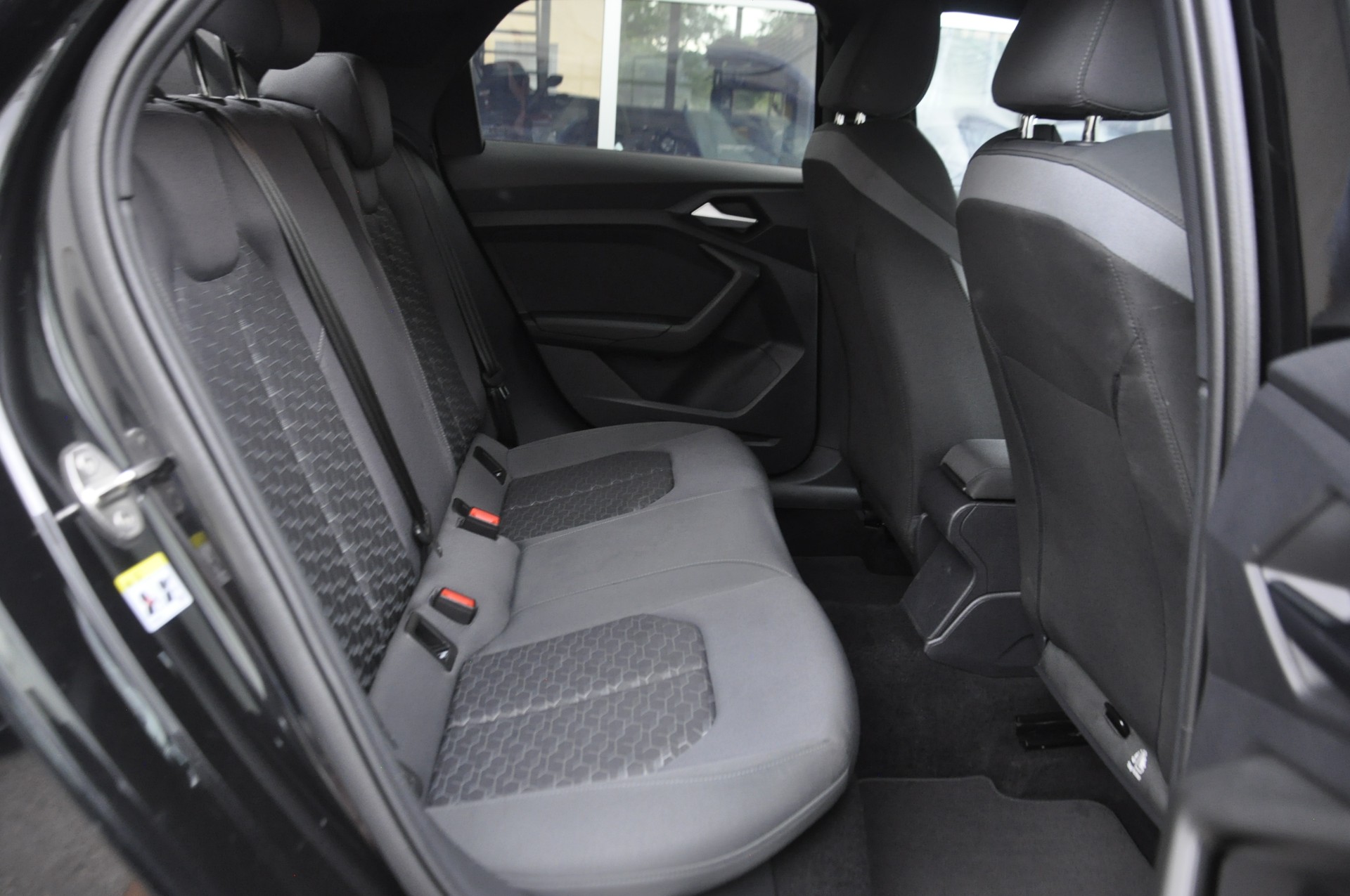 AUDI A1 Sportback 30 TFSI advanced Attraction S-tronic-image-4
