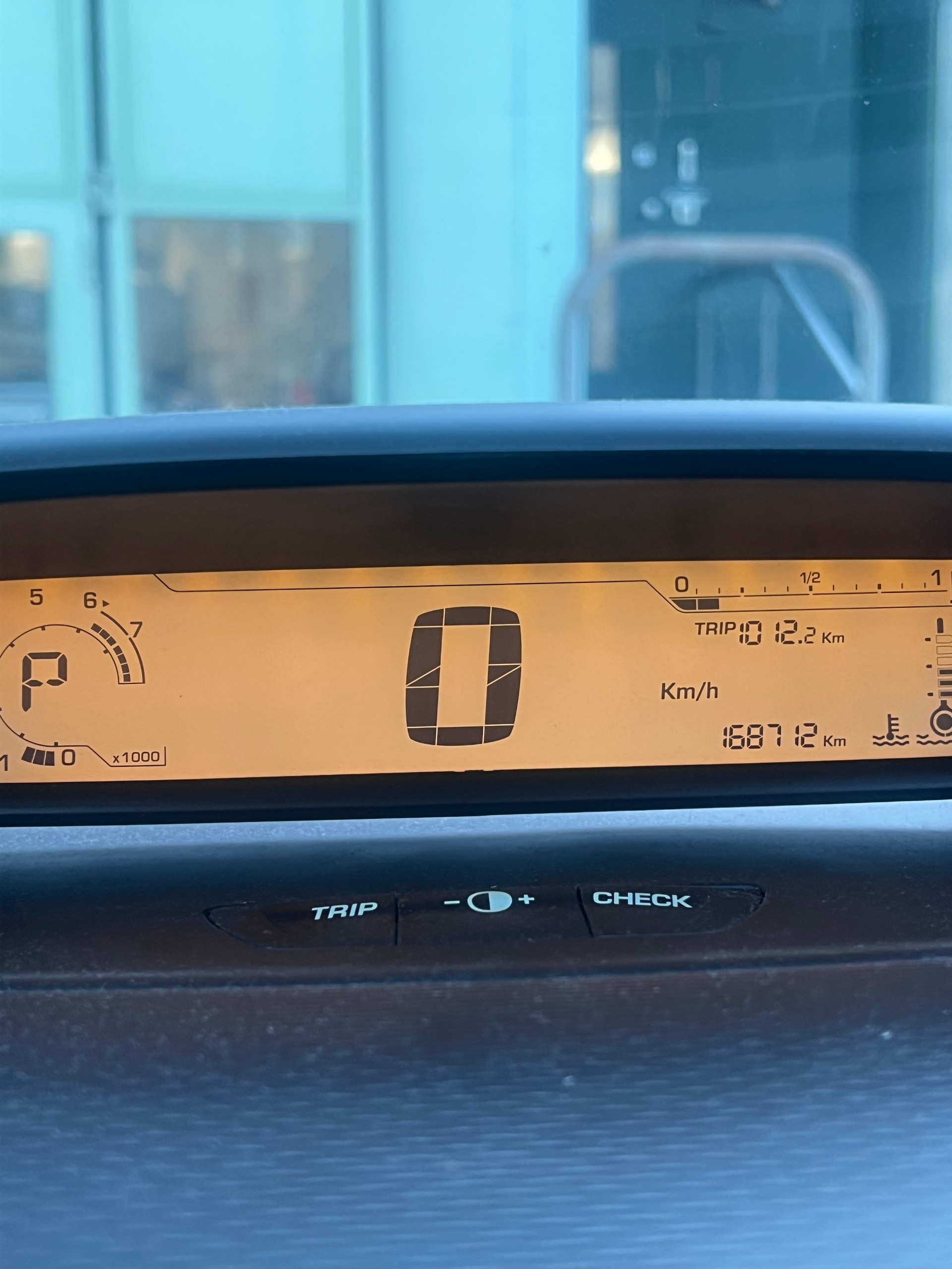 CITROEN C4-image-3