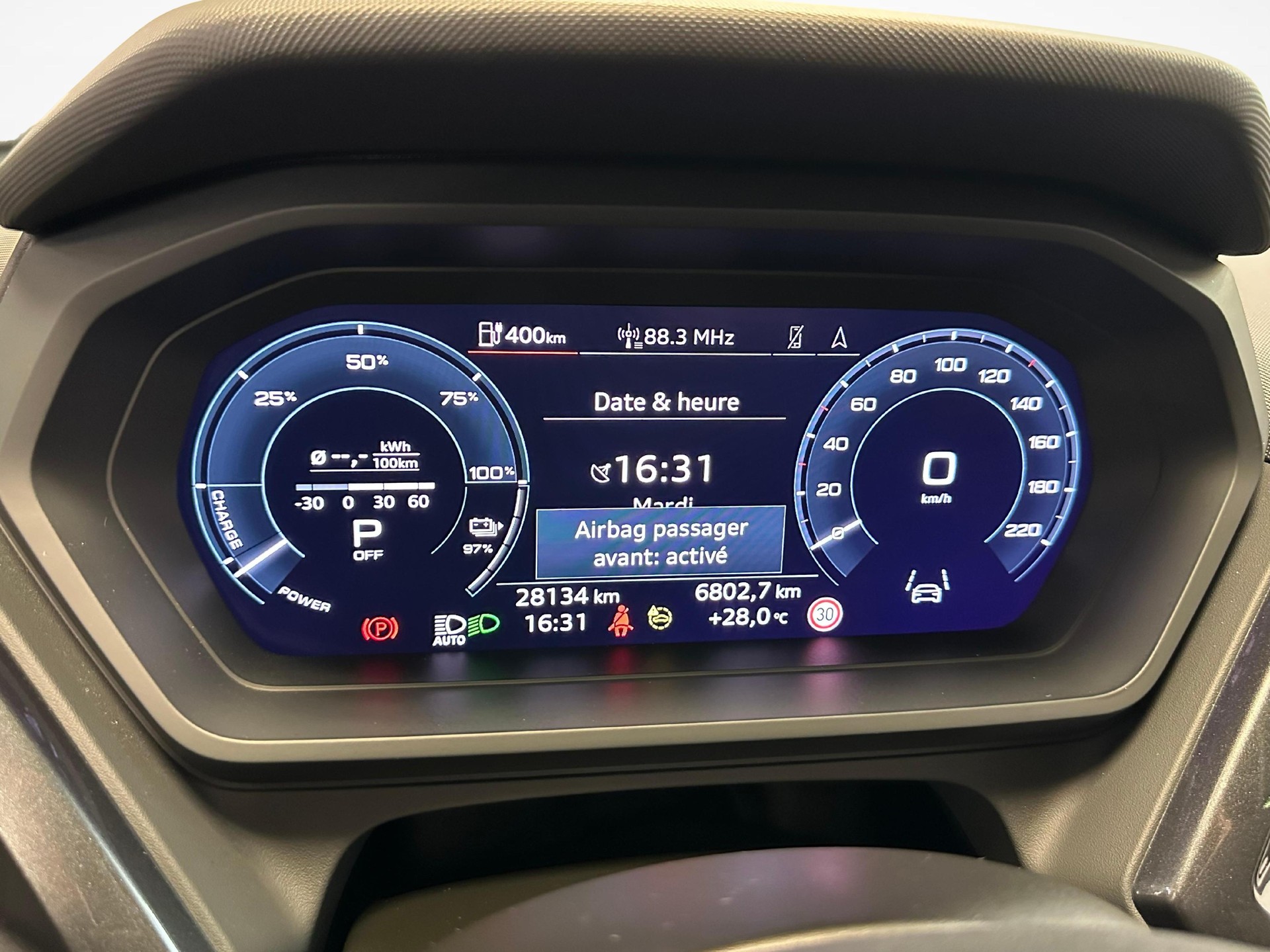 AUDI Q4 e-tron Sportback 55 quattro-image-10