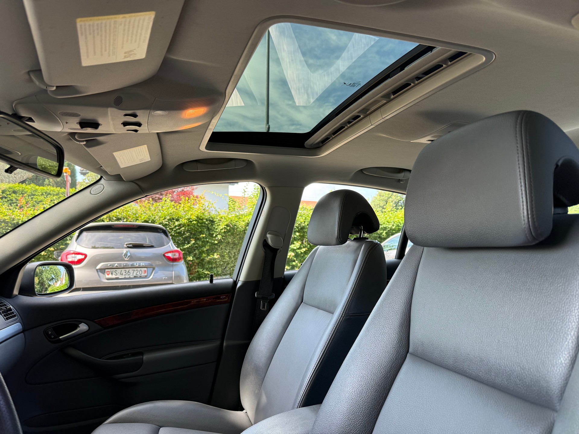 SAAB 9-3 2.0T Sport Automatic-image-9