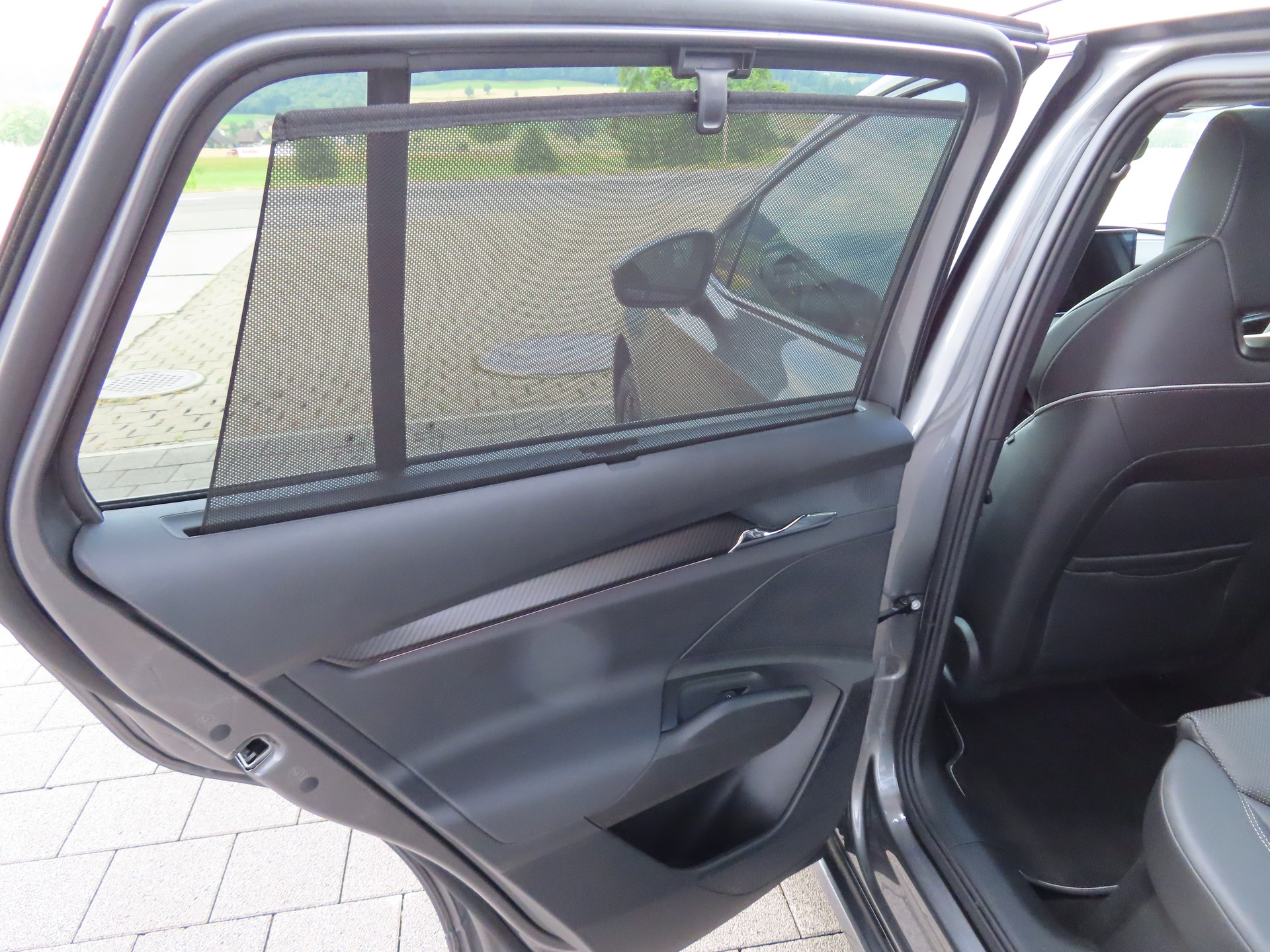 SKODA Enyaq RS 4x4-image-11