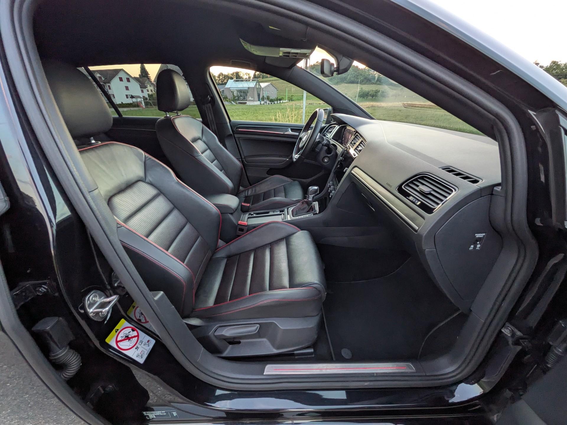VW Golf 2.0 TSI GTI Performance DSG-image-17