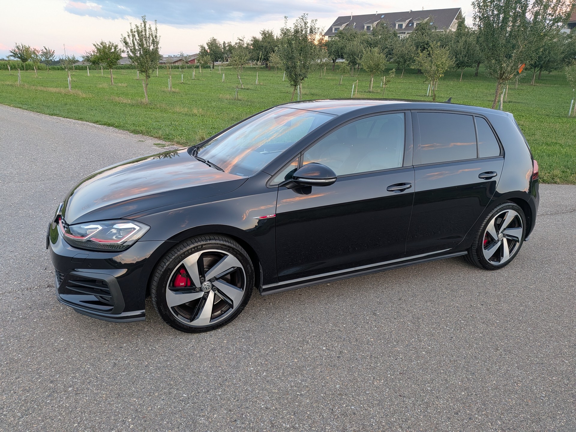VW Golf 2.0 TSI GTI Performance DSG-image-6