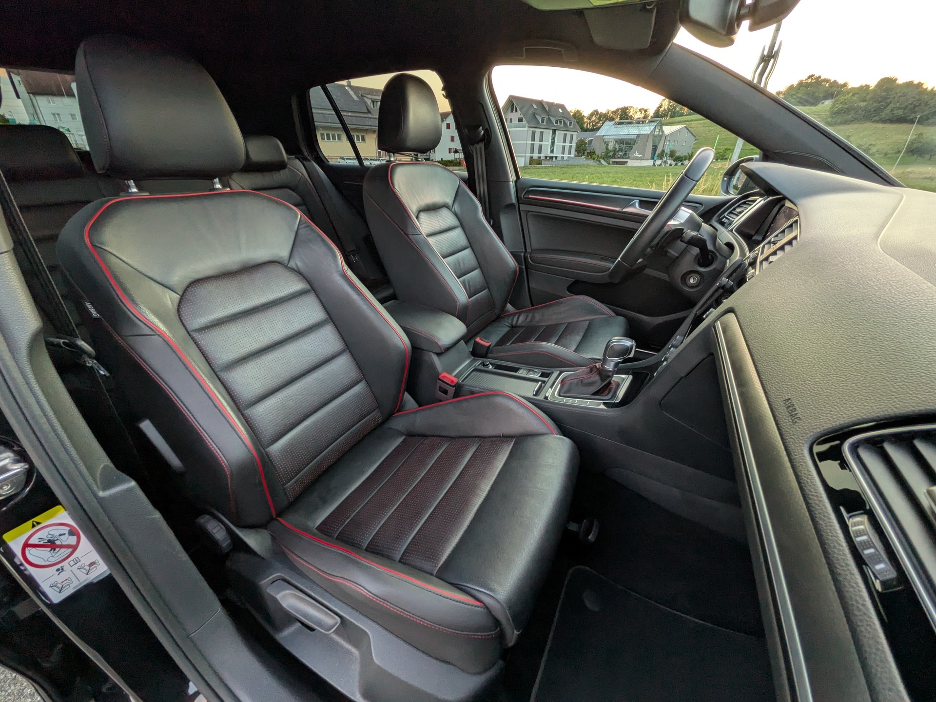 VW Golf 2.0 TSI GTI Performance DSG-image-18