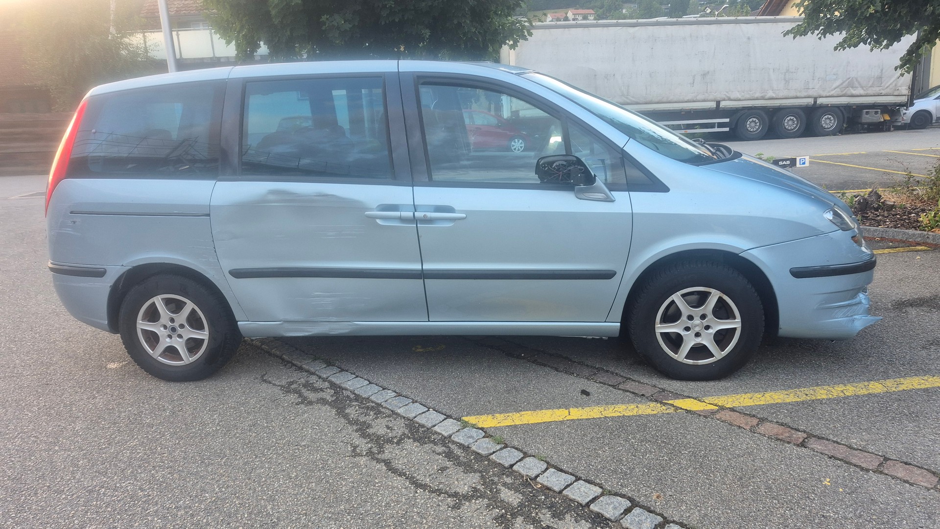 FIAT Ulysse 2.0 16V Emotion-image-4