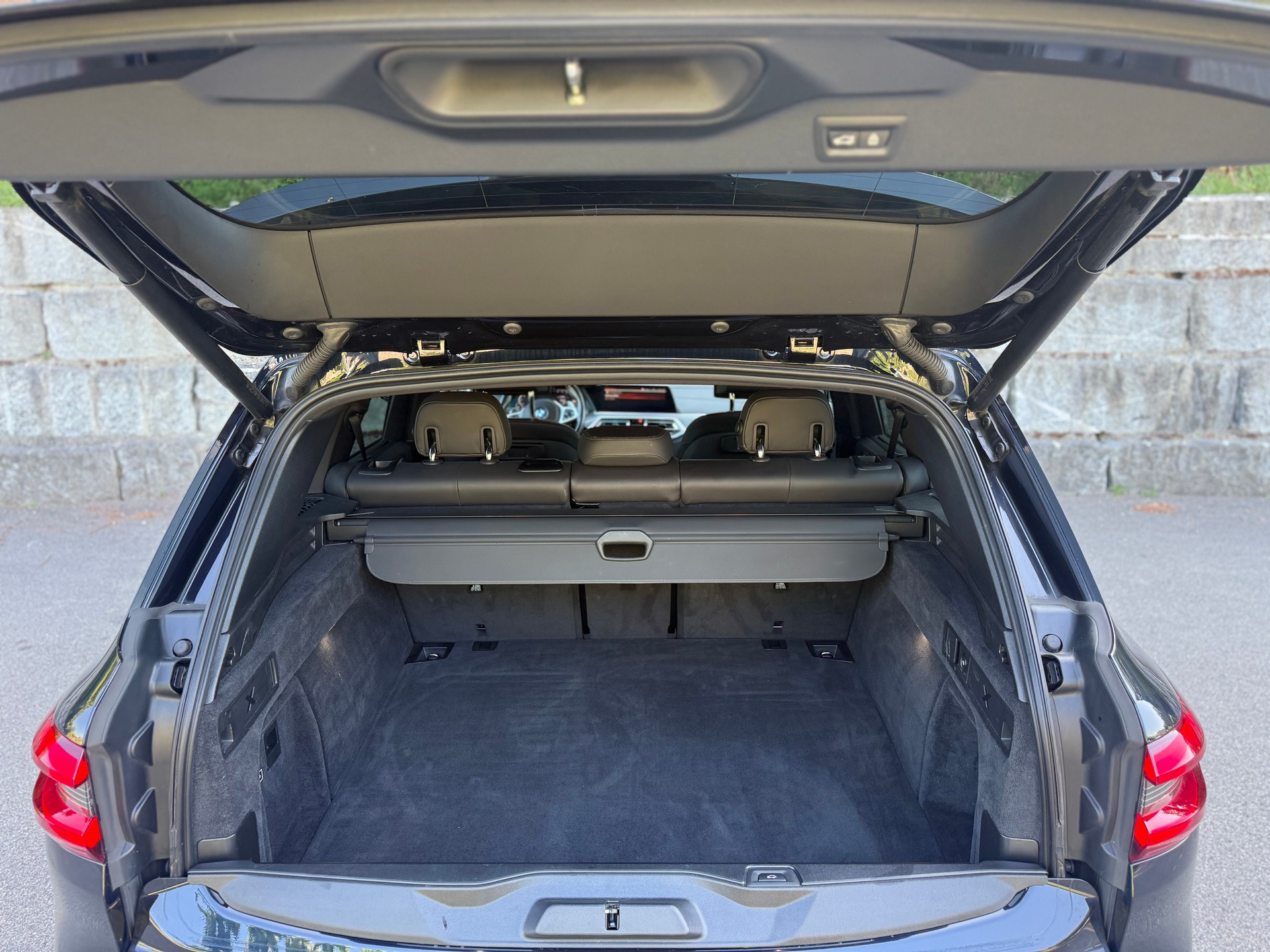 BMW X5 xDrive 48V 40d M Sport Steptronic-image-10