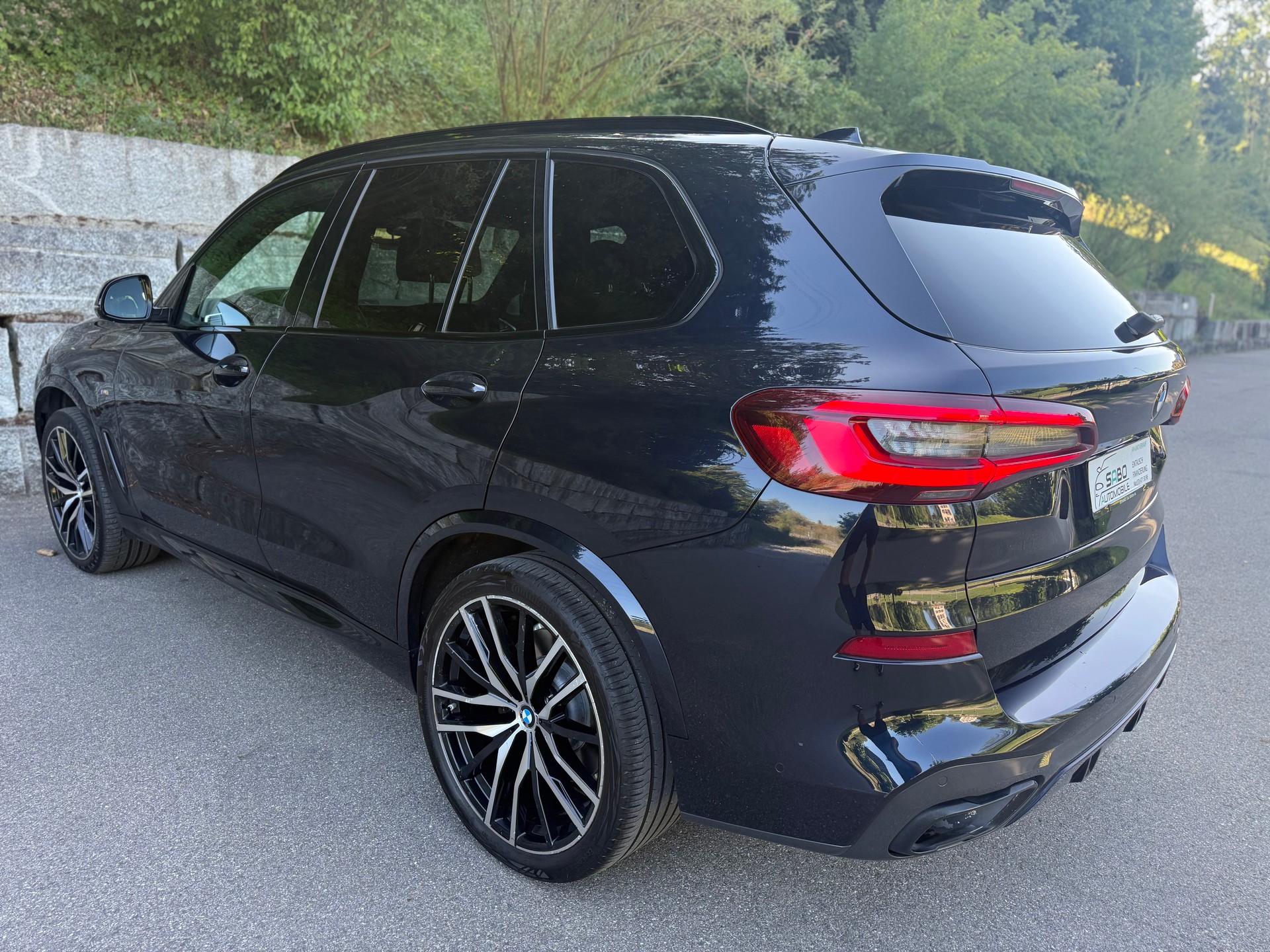 BMW X5 xDrive 48V 40d M Sport Steptronic-image-3