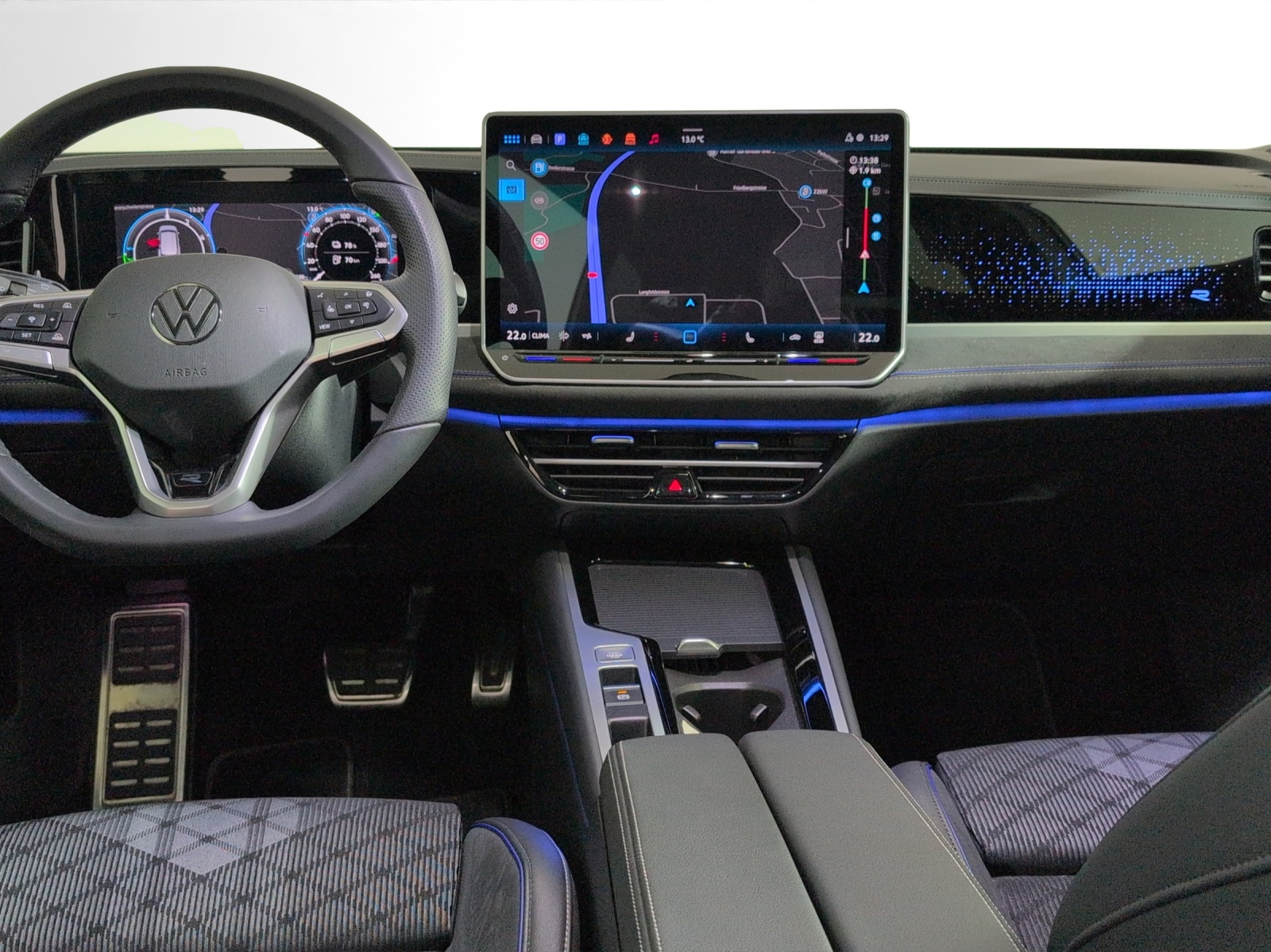 VW Passat Variant 1.5 TSI evo2 Plug-In- Hybrid R-Line DSG-image-9