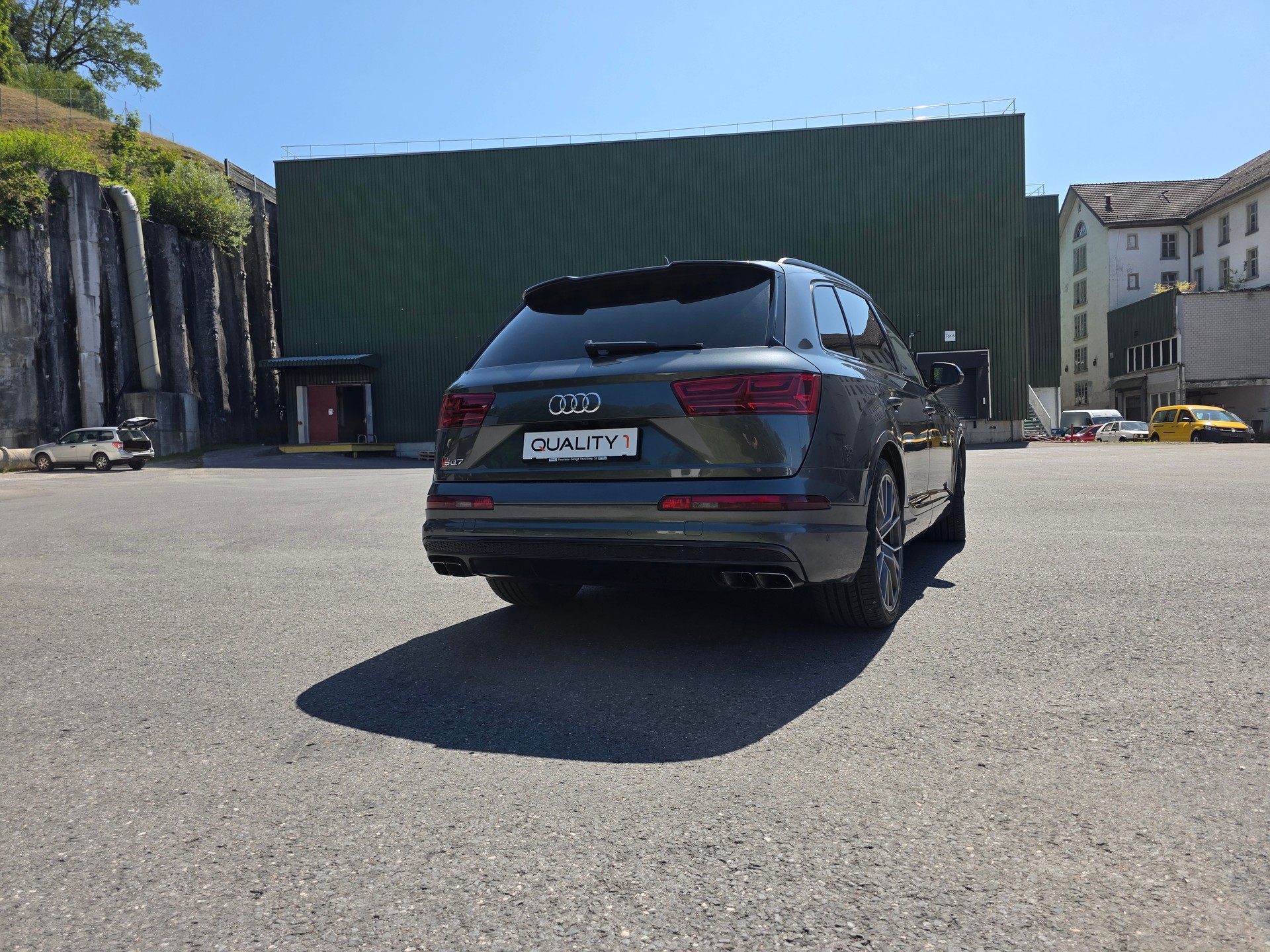AUDI SQ7 4.0 TDI quattro tiptronic-image-17
