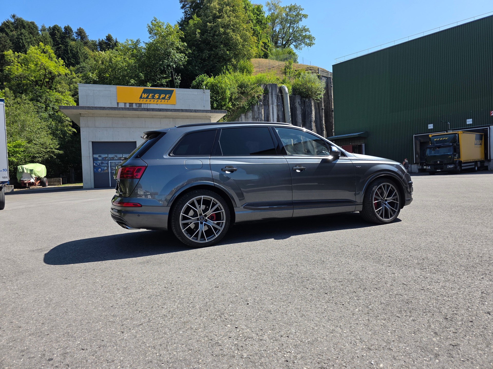 AUDI SQ7 4.0 TDI quattro tiptronic-image-11