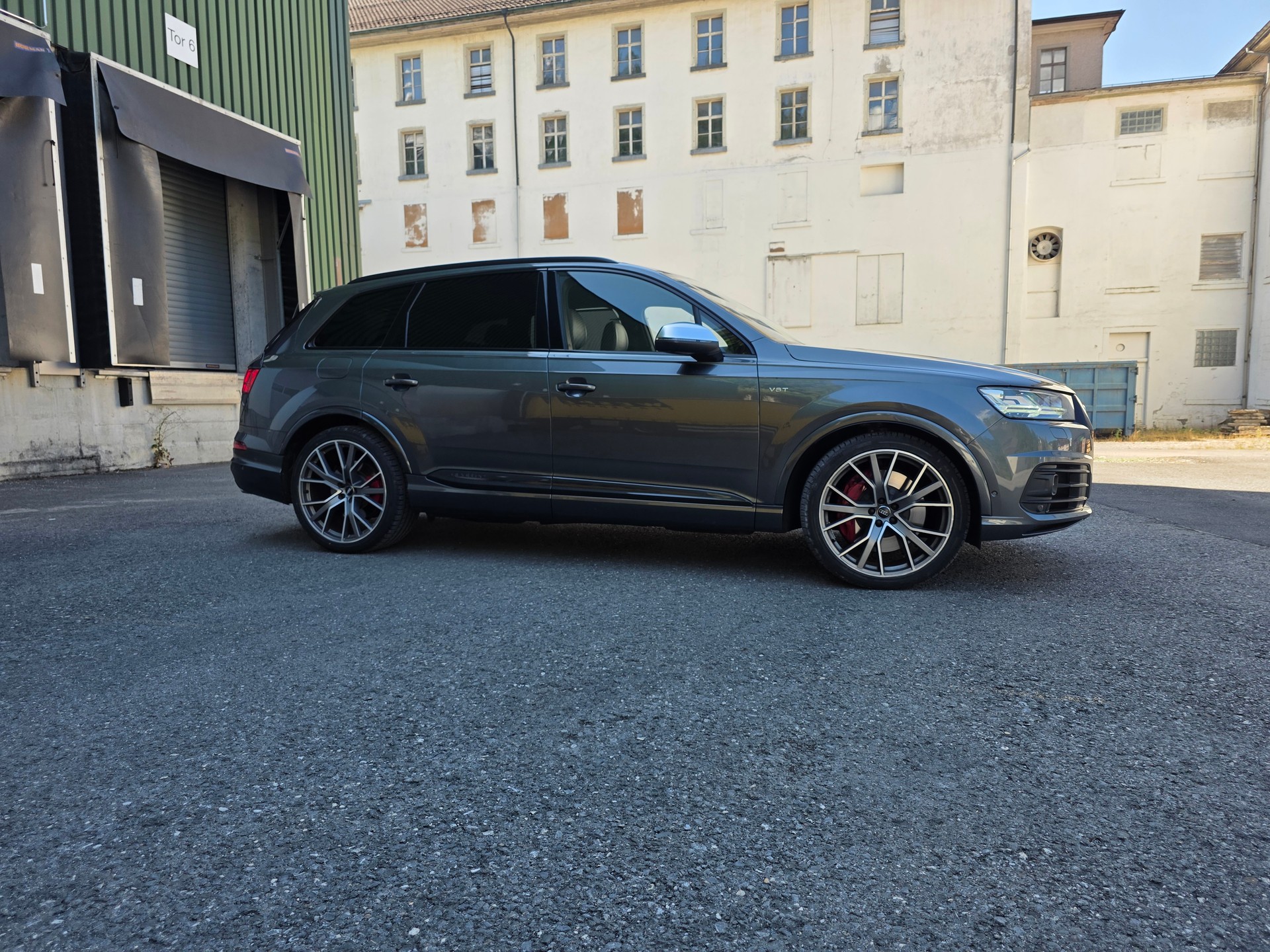 AUDI SQ7 4.0 TDI quattro tiptronic-image-6