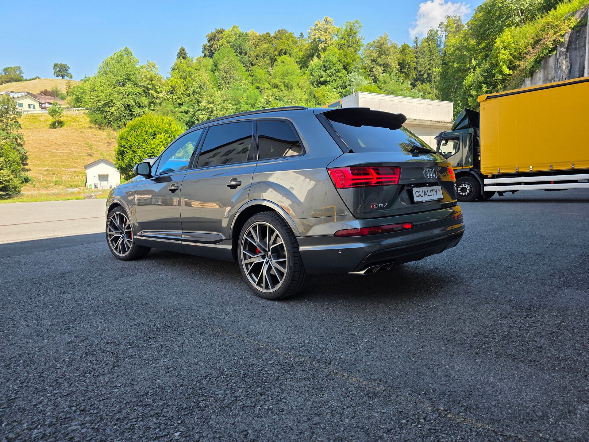 AUDI SQ7 4.0 TDI quattro tiptronic-image-14
