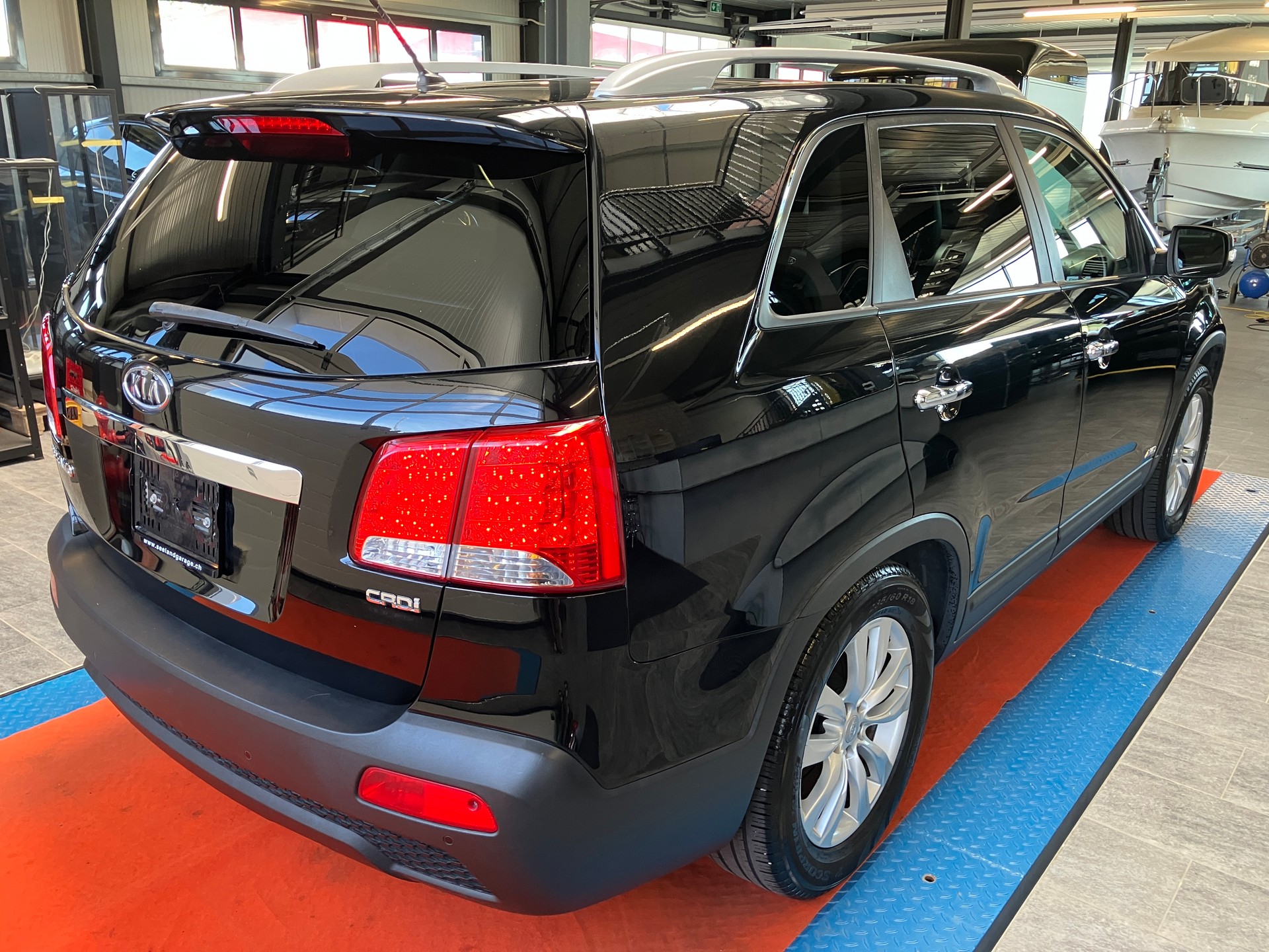 KIA Sorento 2.2 CRDI Style Automatic AWD-image-2
