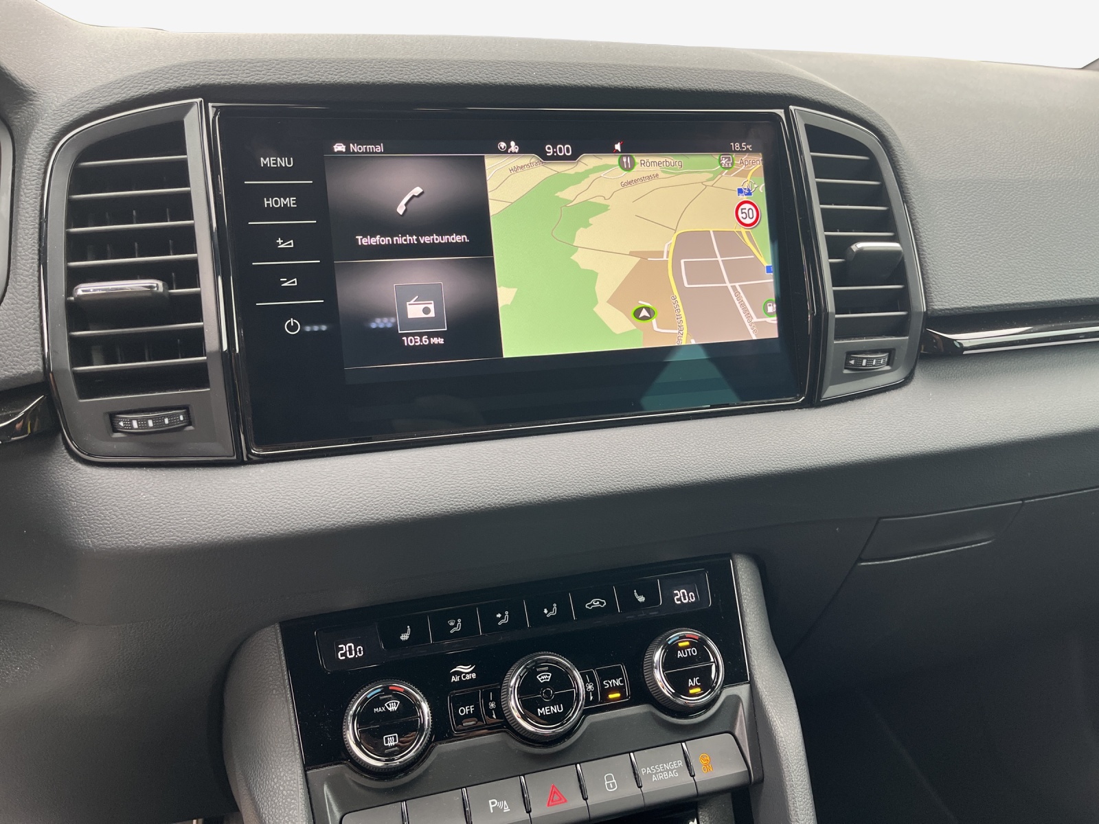SKODA Karoq 2.0 TSI SportLine 4x4 DSG-image-10