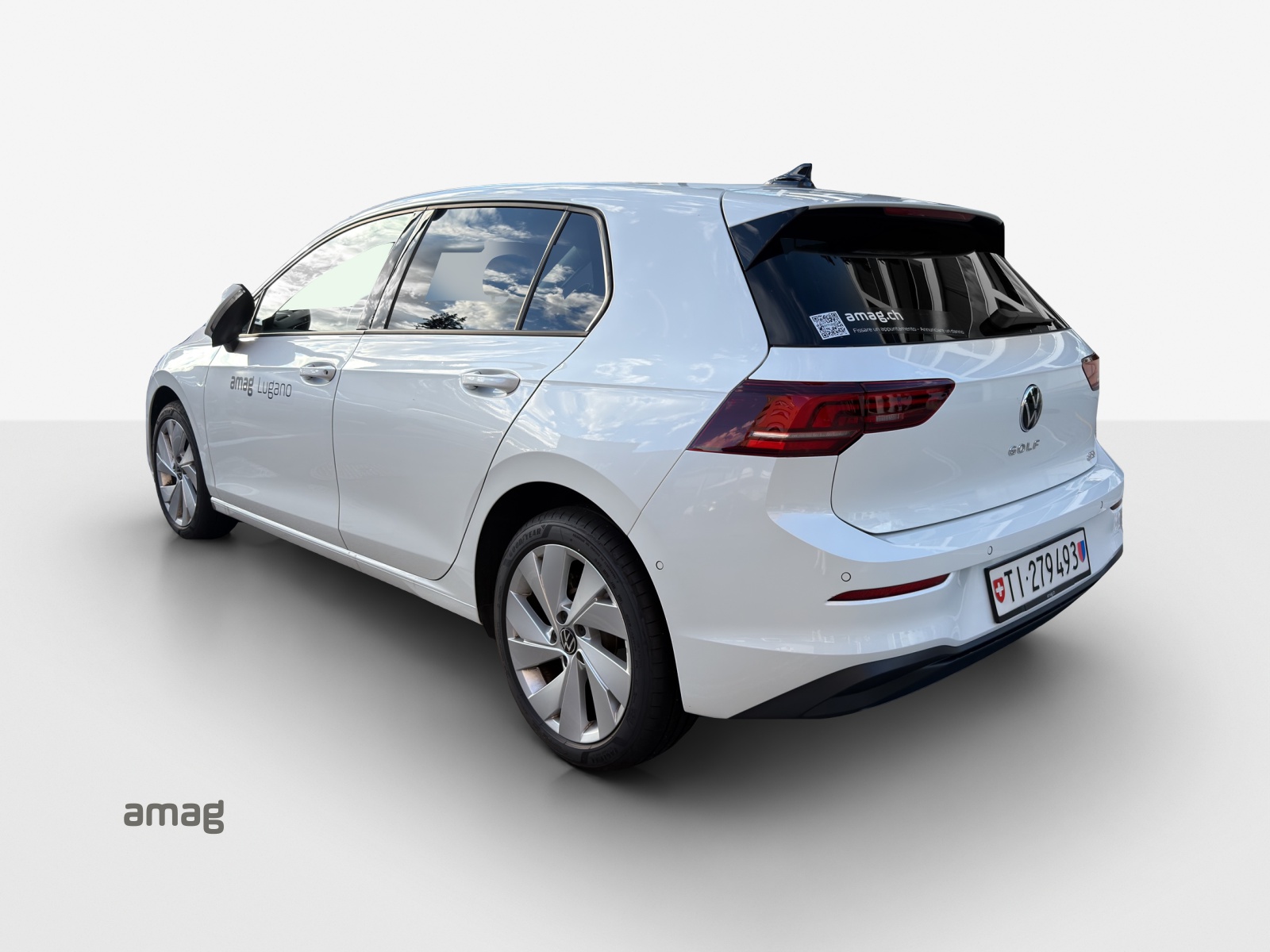 VW Golf 1.5 e TSI mHEV United DSG-image-2