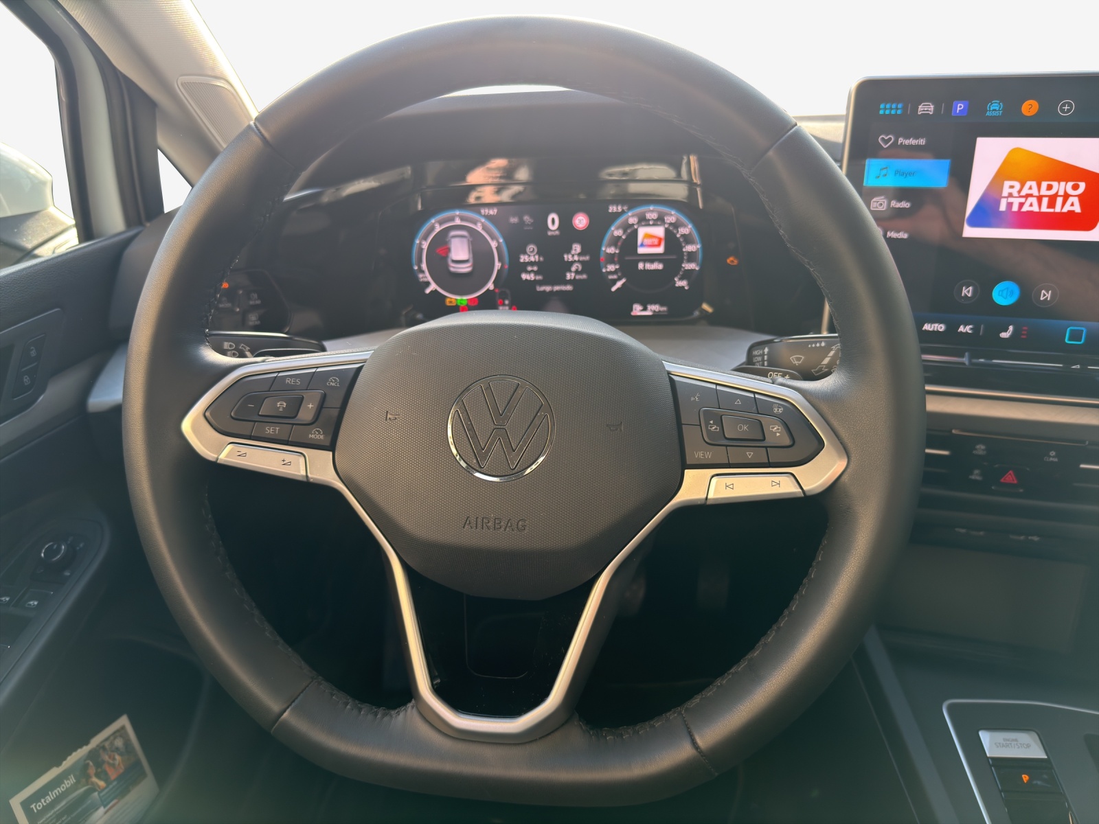 VW Golf 1.5 e TSI mHEV United DSG-image-9