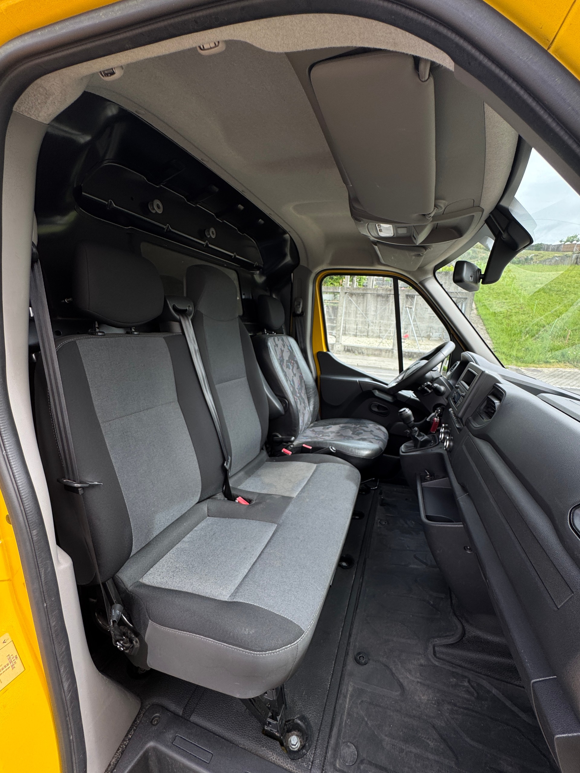 RENAULT Master T35 2.3dCi 135 L3H3 *3Sitzer*Klima-image-13