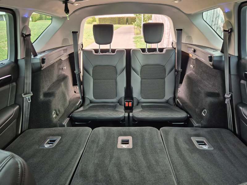 RENAULT Espace 1.8 TCe 225 Intens EDC-image-11