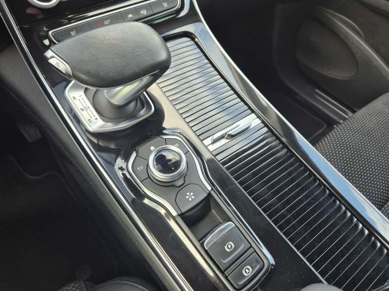RENAULT Espace 1.8 TCe 225 Intens EDC-image-9