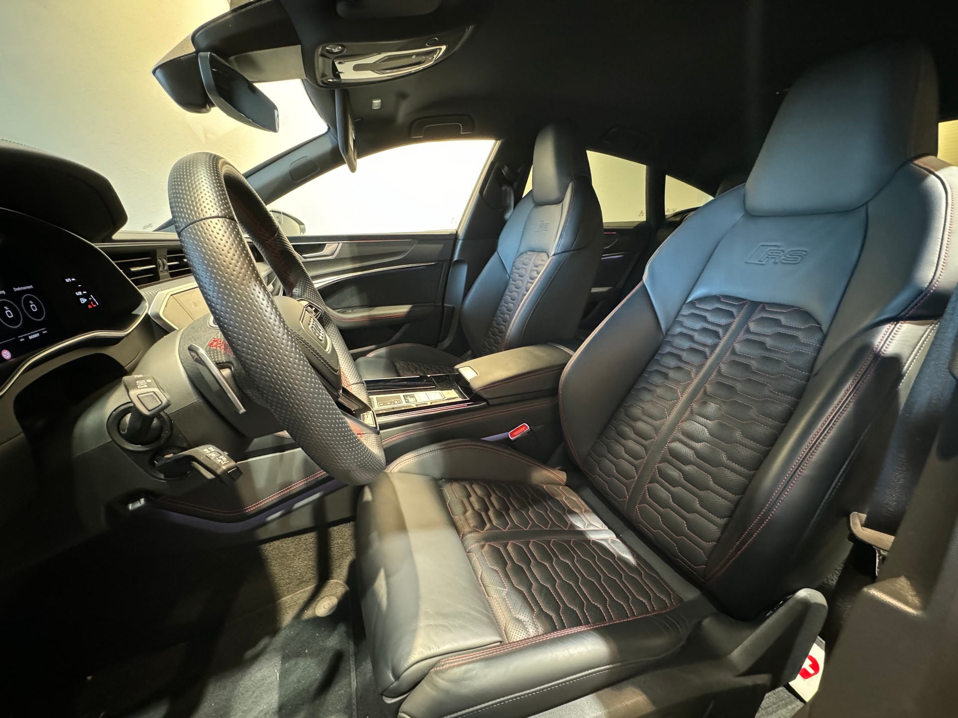 AUDI RS7 Sportback MYTHOSBLACK đ-image-12
