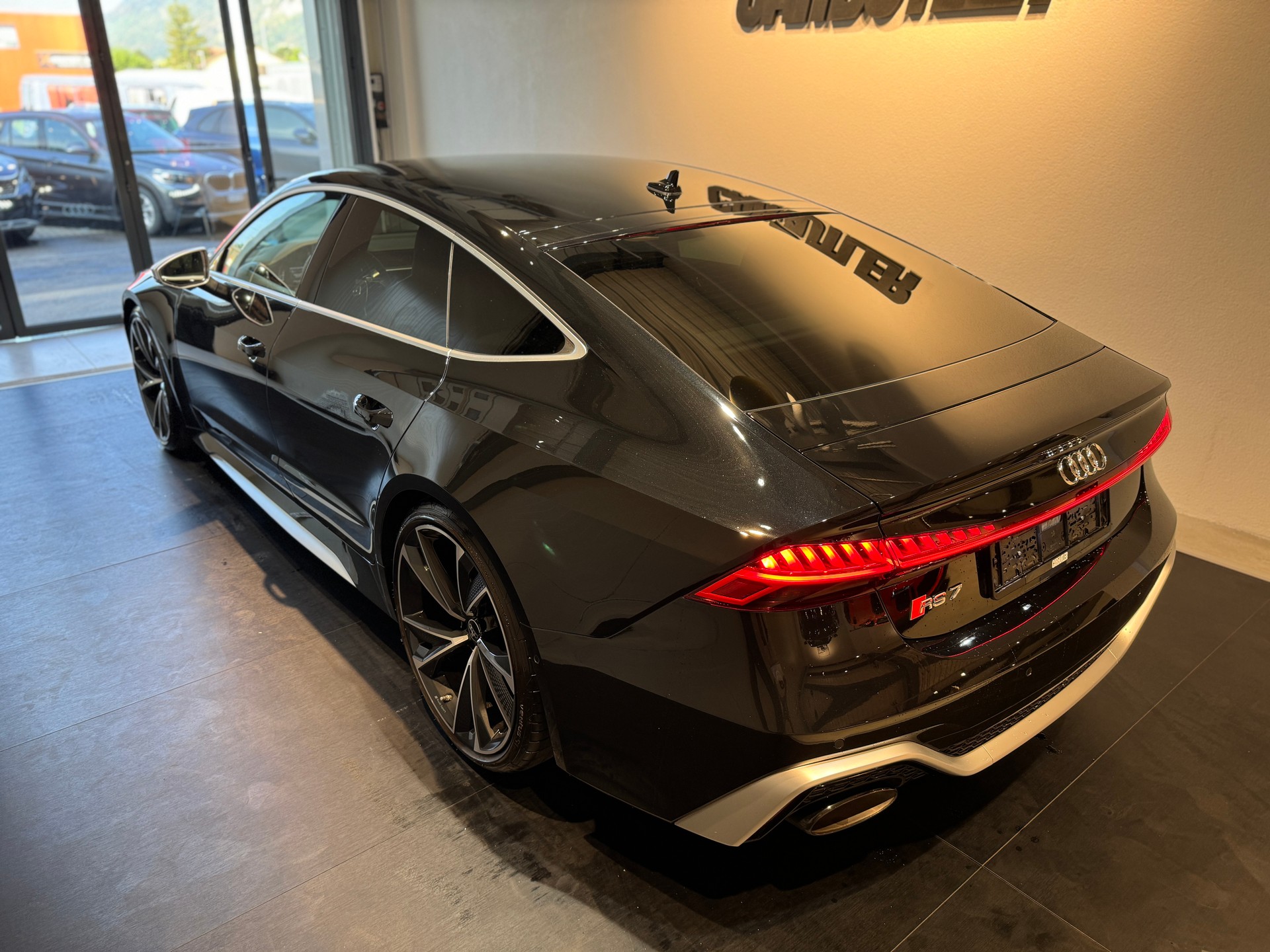 AUDI RS7 Sportback MYTHOSBLACK đ-image-9