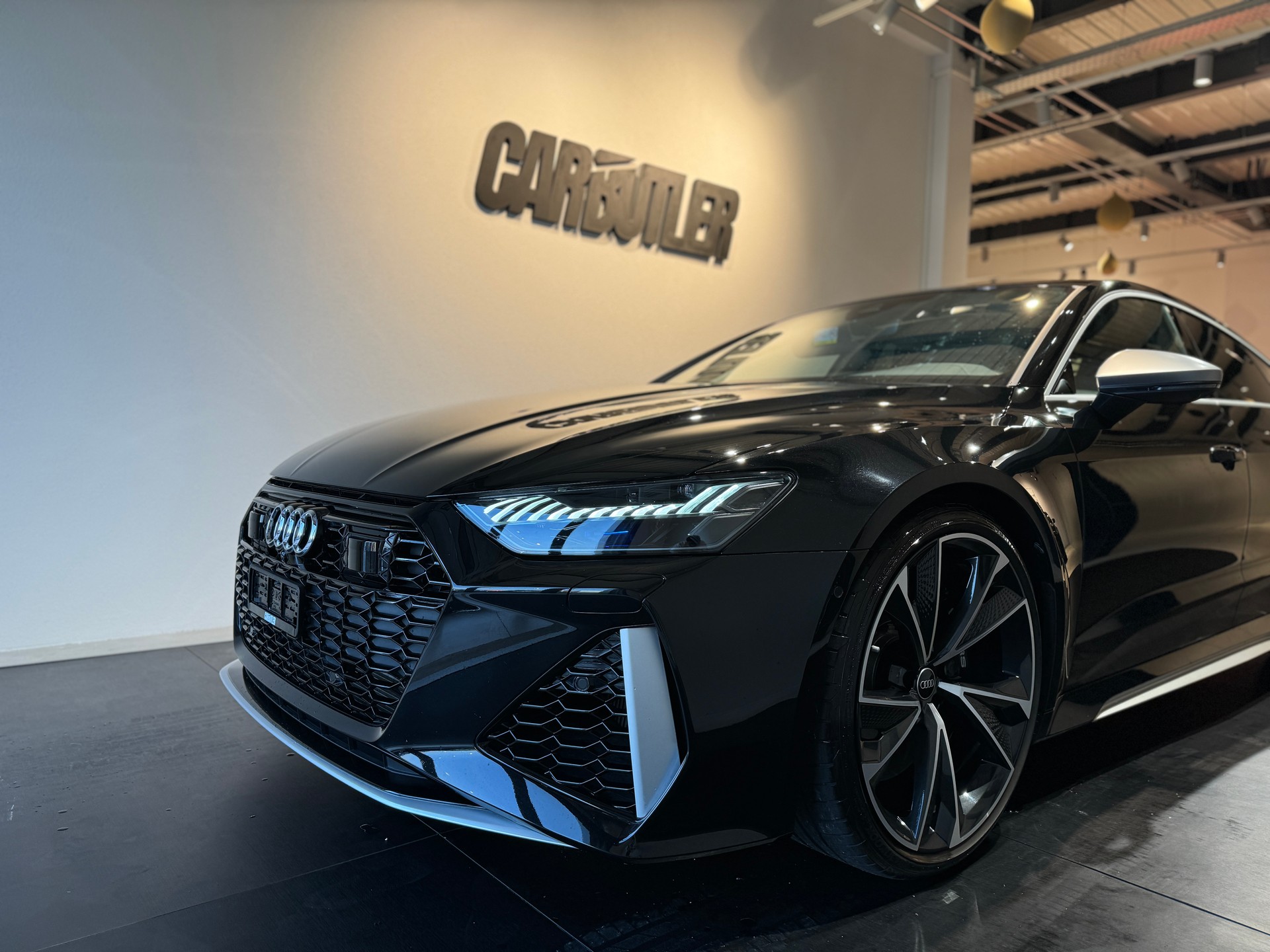 AUDI RS7 Sportback MYTHOSBLACK đ-image-6