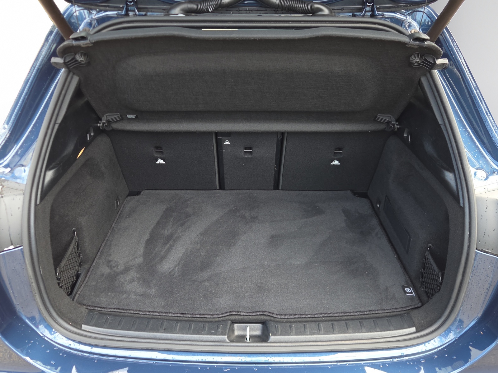 Image MERCEDES-BENZ GLA-220 GLA 220d 4Matic Style 8G-DCT