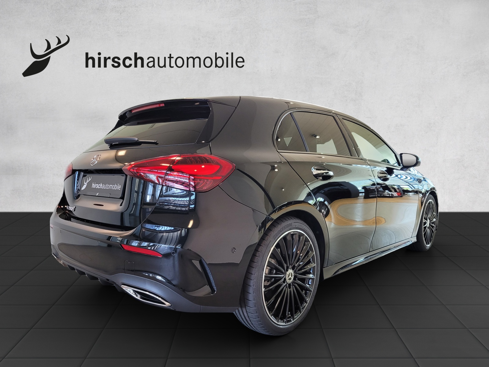 MERCEDES-BENZ A 200 Night Star 7G-DCT-image-3