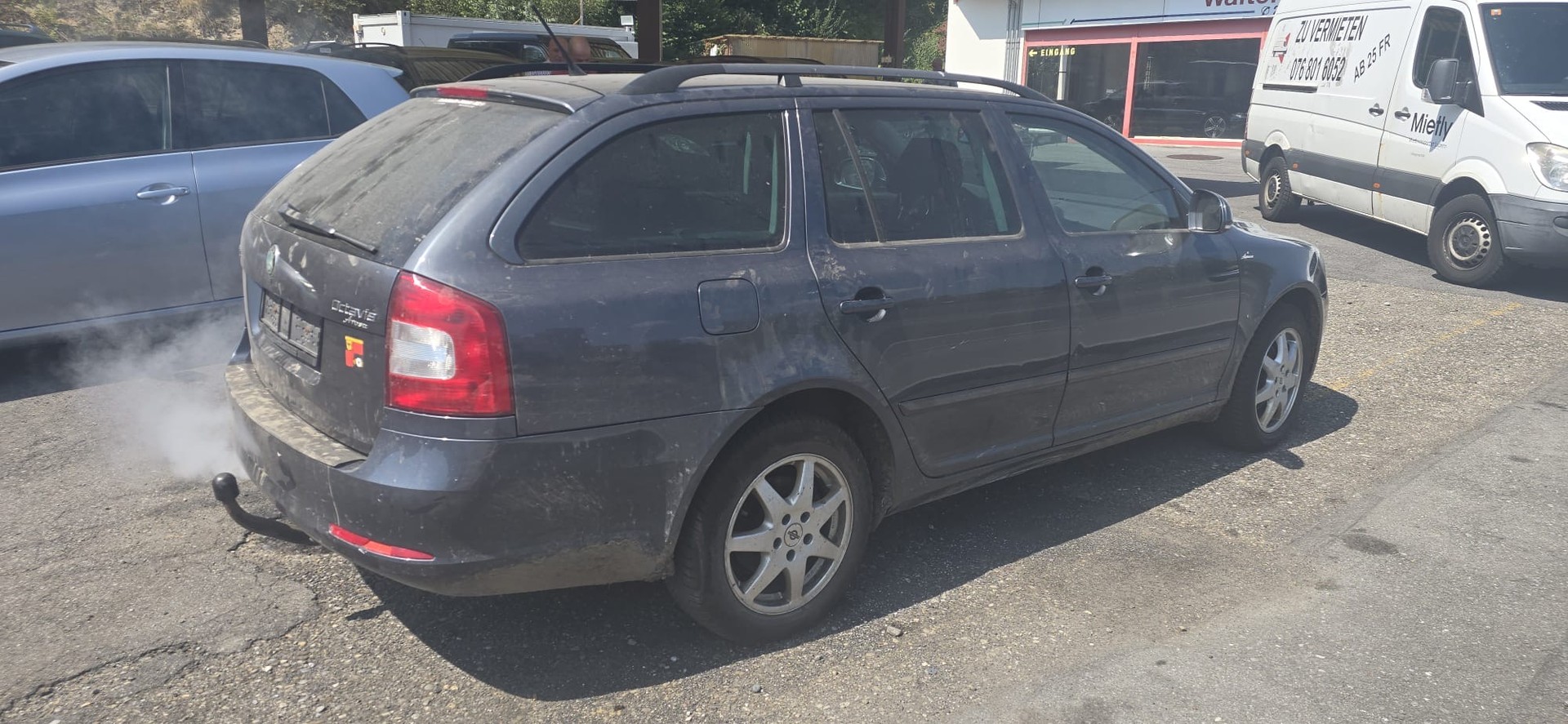 SKODA Octavia Combi 1.6 TDI Ambition 4x4-image-1