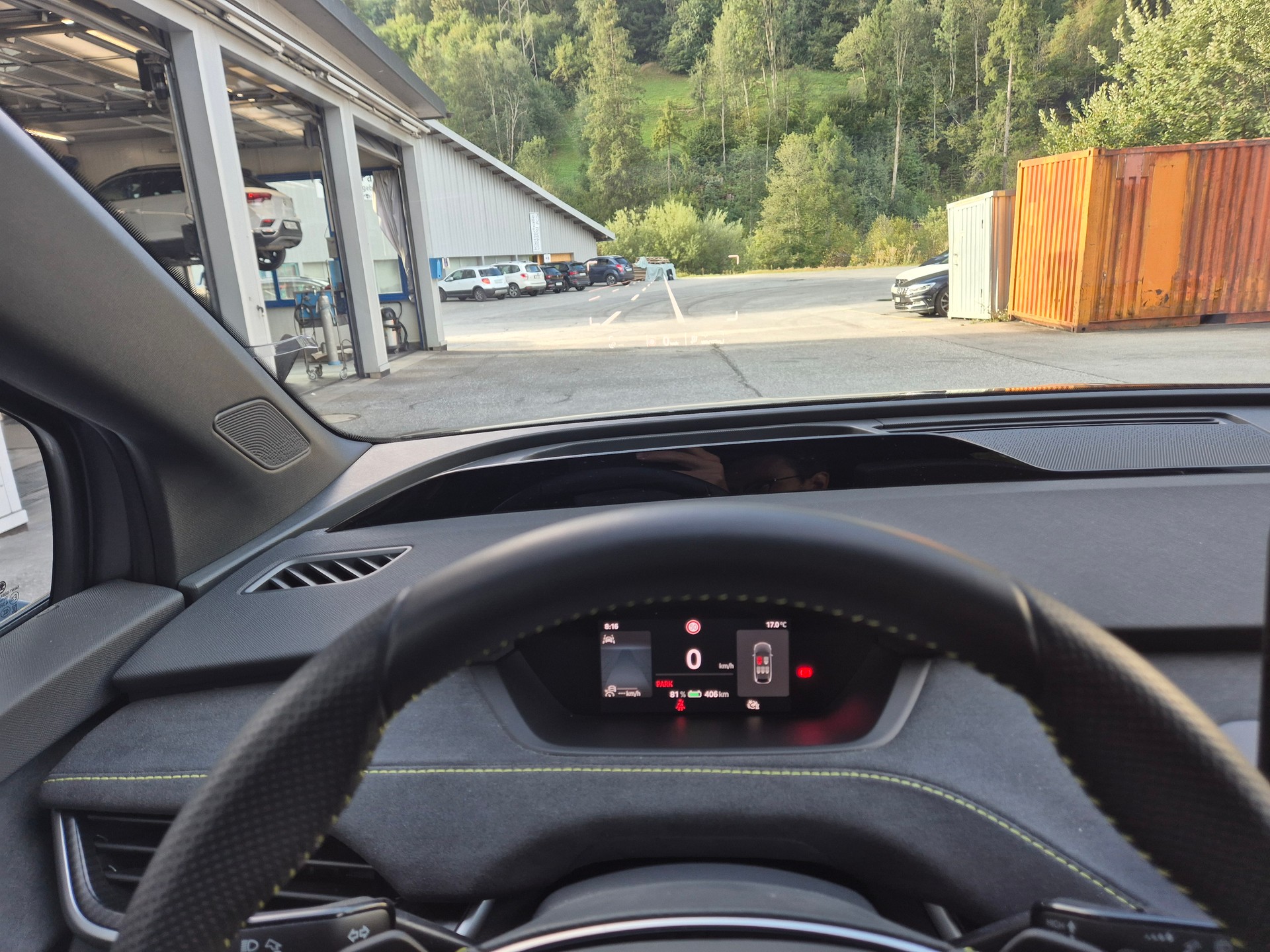SKODA Elroq RS 4x4-image-13
