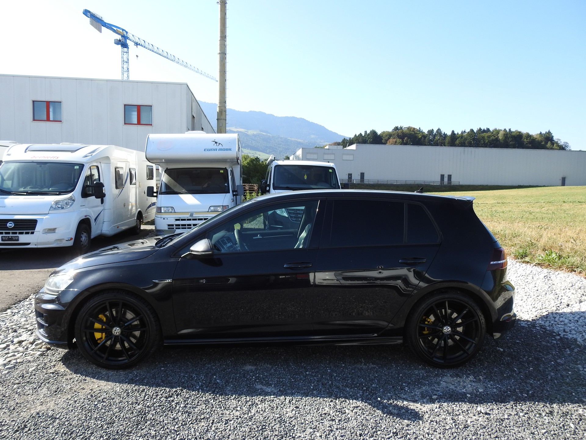 VW Golf 2.0 TSI VII R 4Motion DSG-image-2