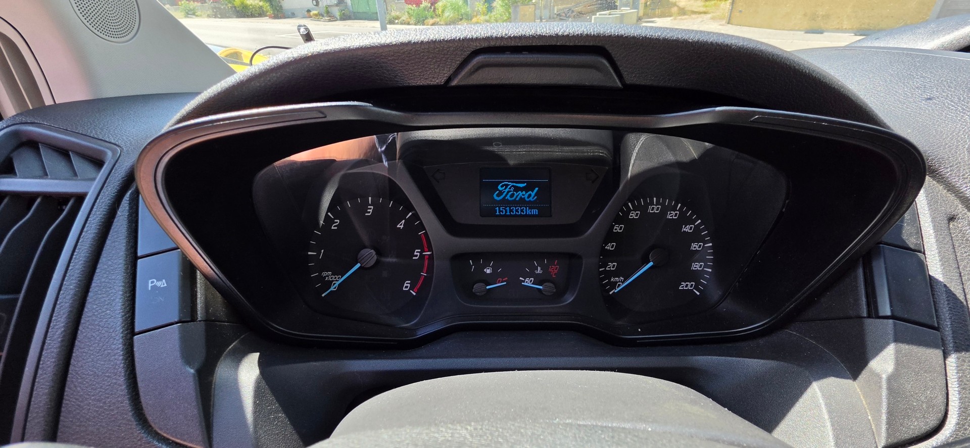 FORD Transit Van DCiV 350 L3H2 Ambiente RWD-image-28