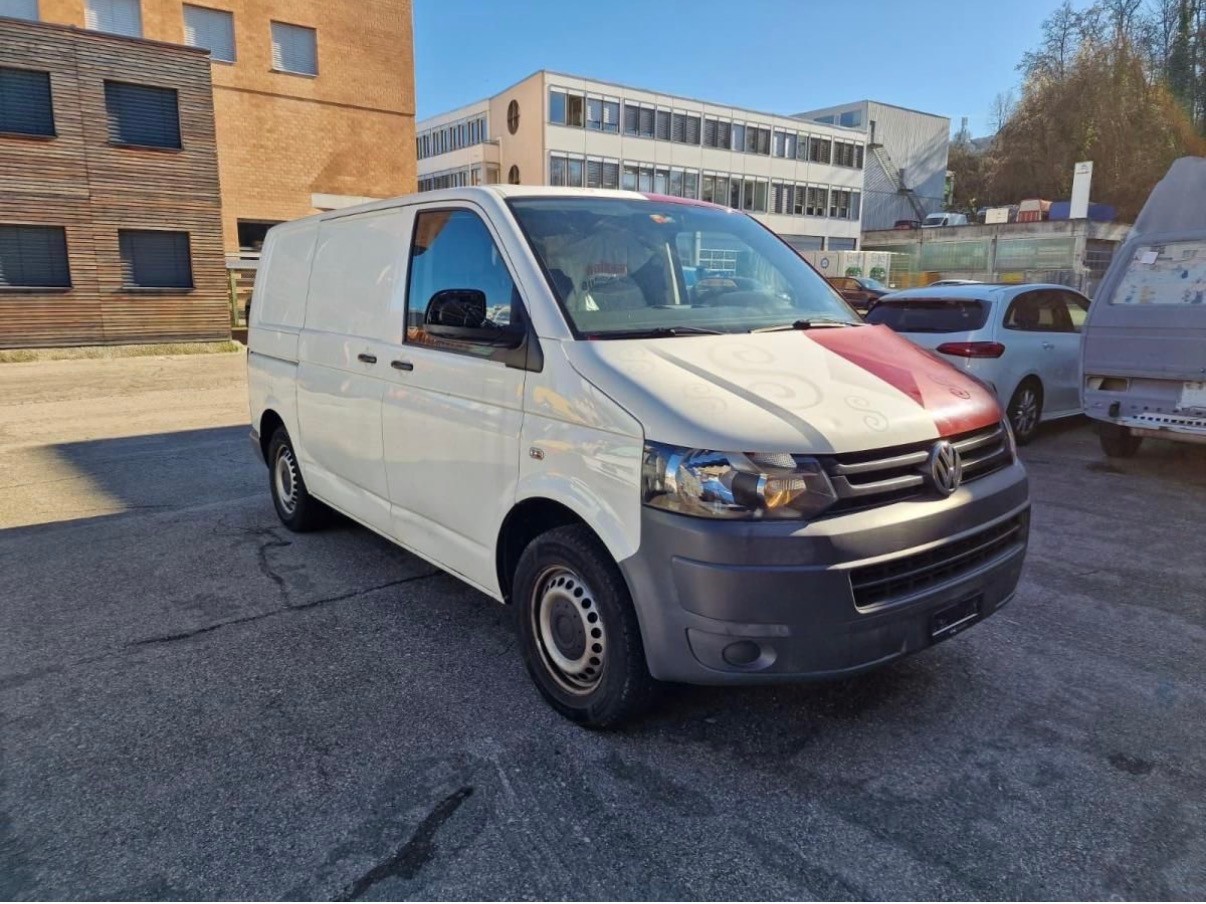 VW T5 2.0 TDI-image-0