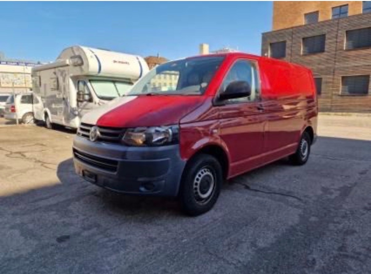 VW T5 2.0 TDI-image-1
