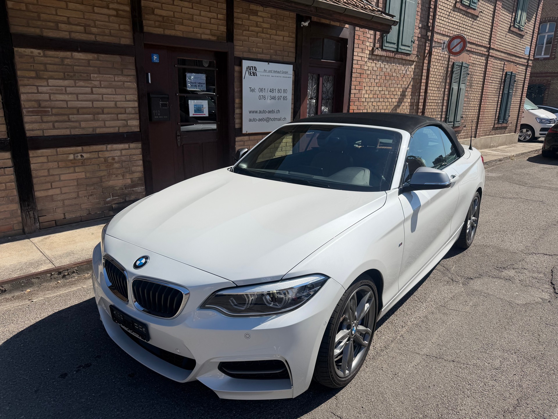 BMW M240i Steptronic-image-6