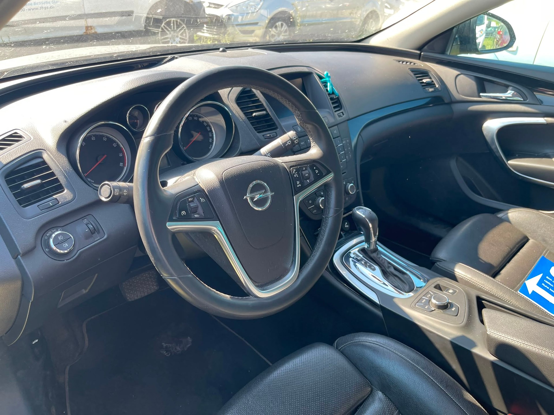 OPEL Insignia Sports Tourer 2.0 Turbo 4WD-image-7