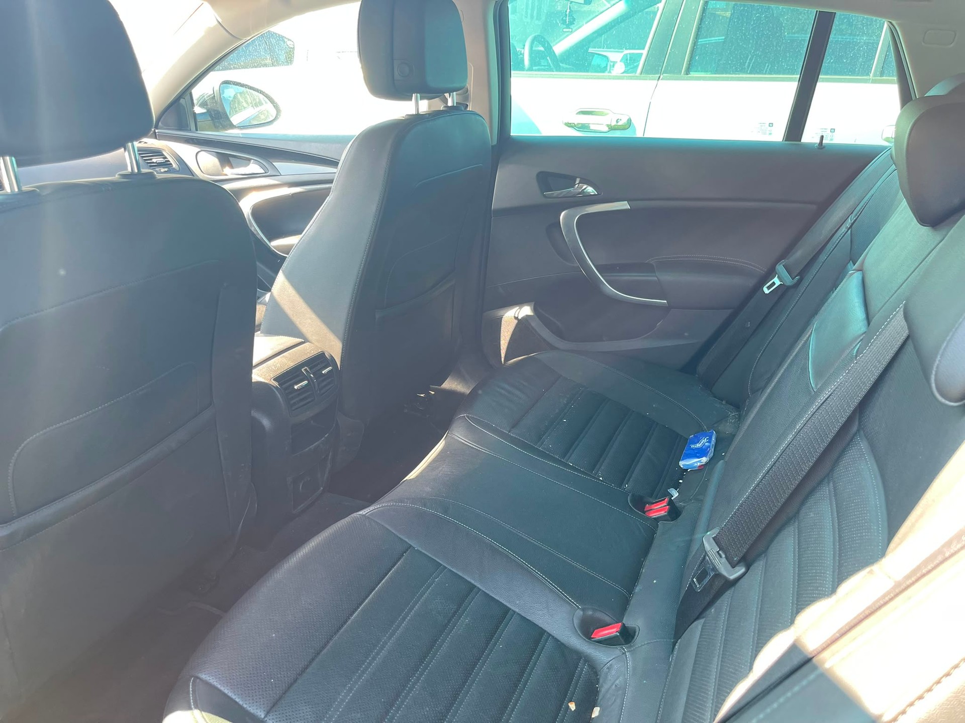 OPEL Insignia Sports Tourer 2.0 Turbo 4WD-image-6