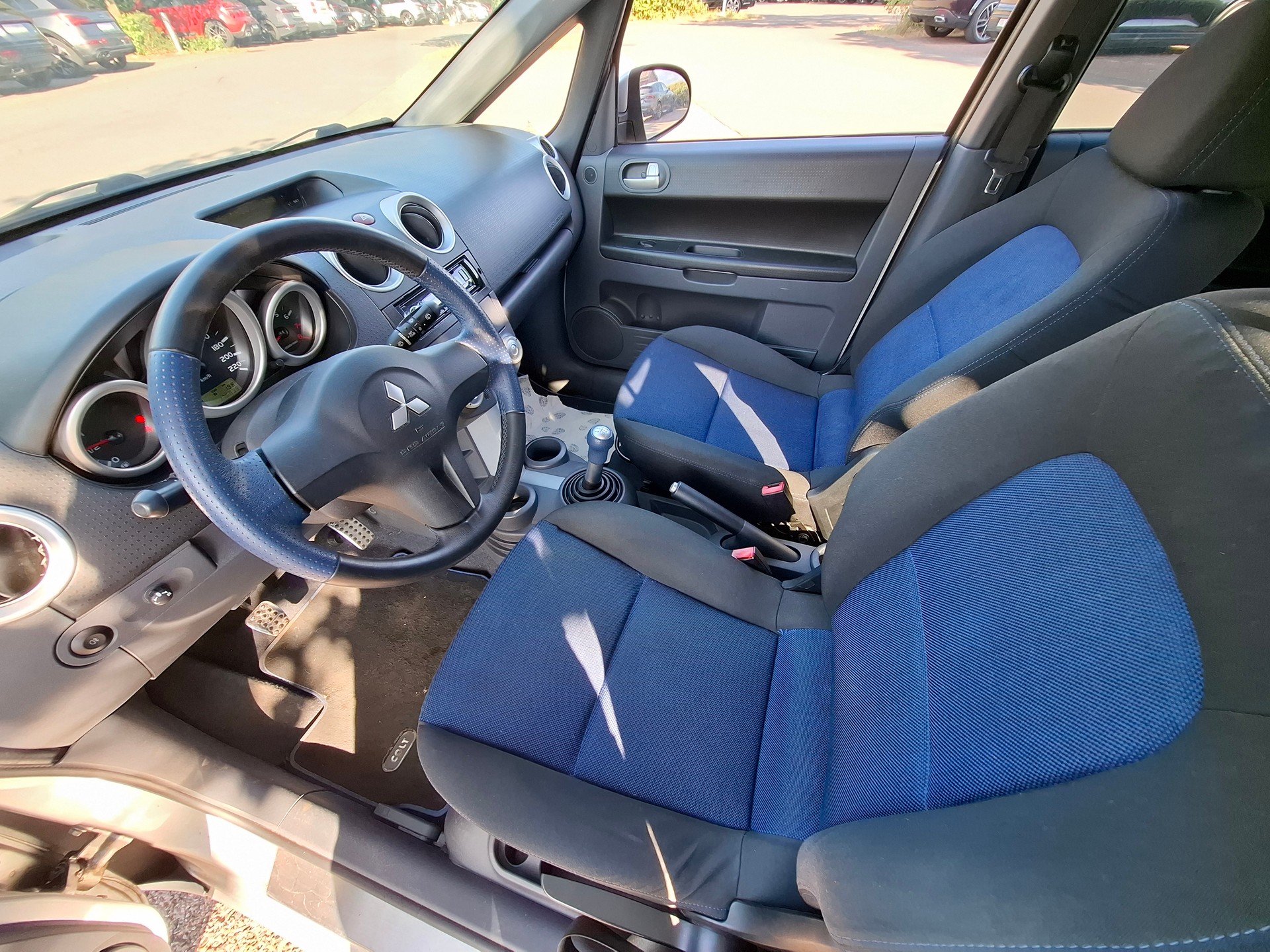 MITSUBISHI Colt 1.3 16V Fashion-image-10