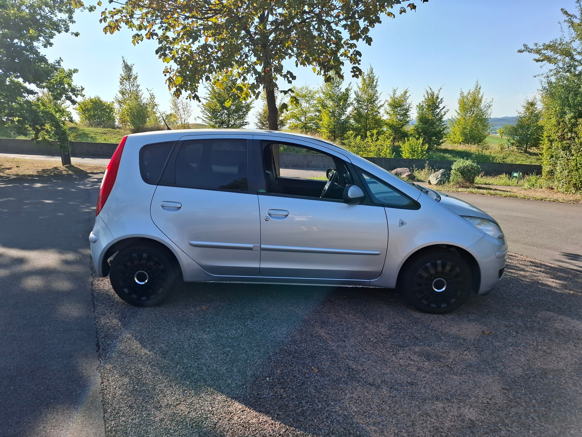 MITSUBISHI Colt 1.3 16V Fashion-image-6