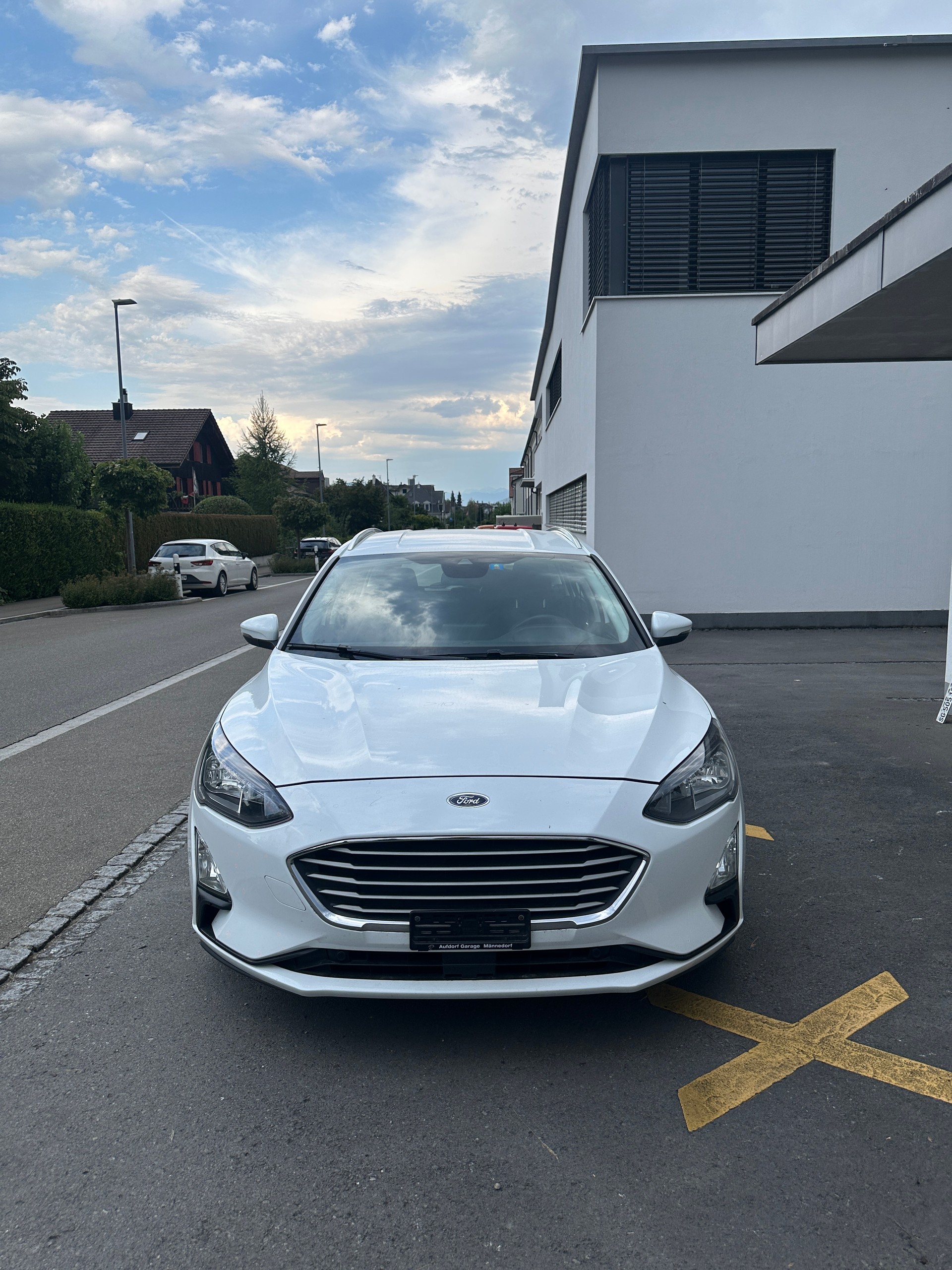 FORD Focus 1.0 SCTi Trend-image-0