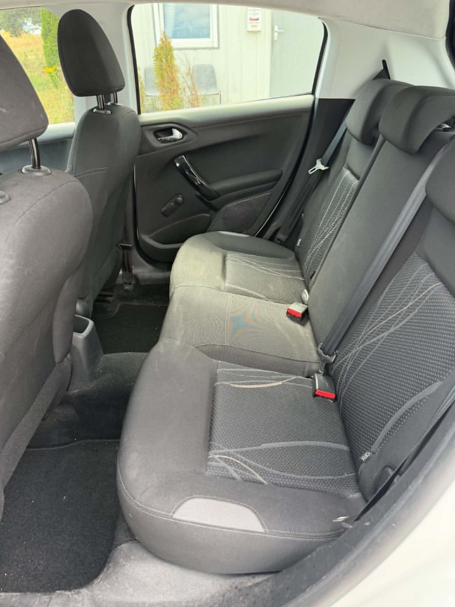 PEUGEOT 208 1.2 VTI Access-image-7