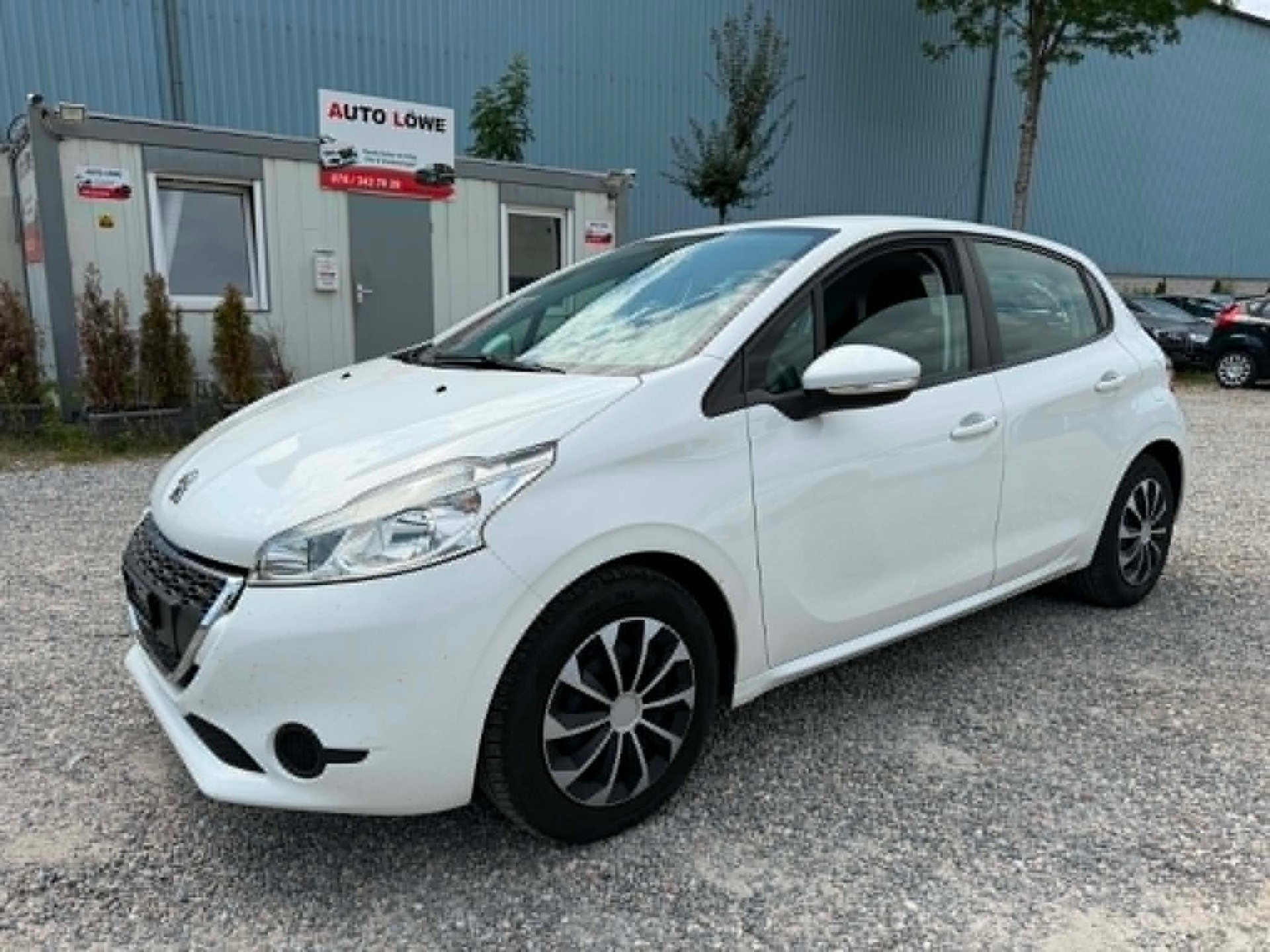 PEUGEOT 208 1.2 VTI Access-image-0