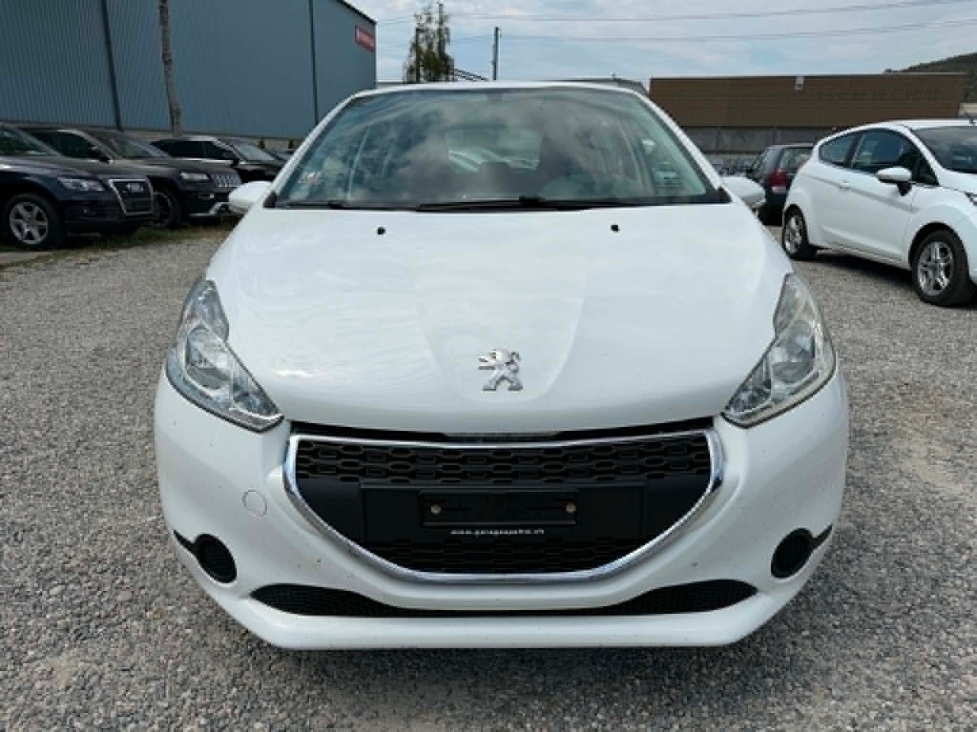 PEUGEOT 208 1.2 VTI Access-image-8
