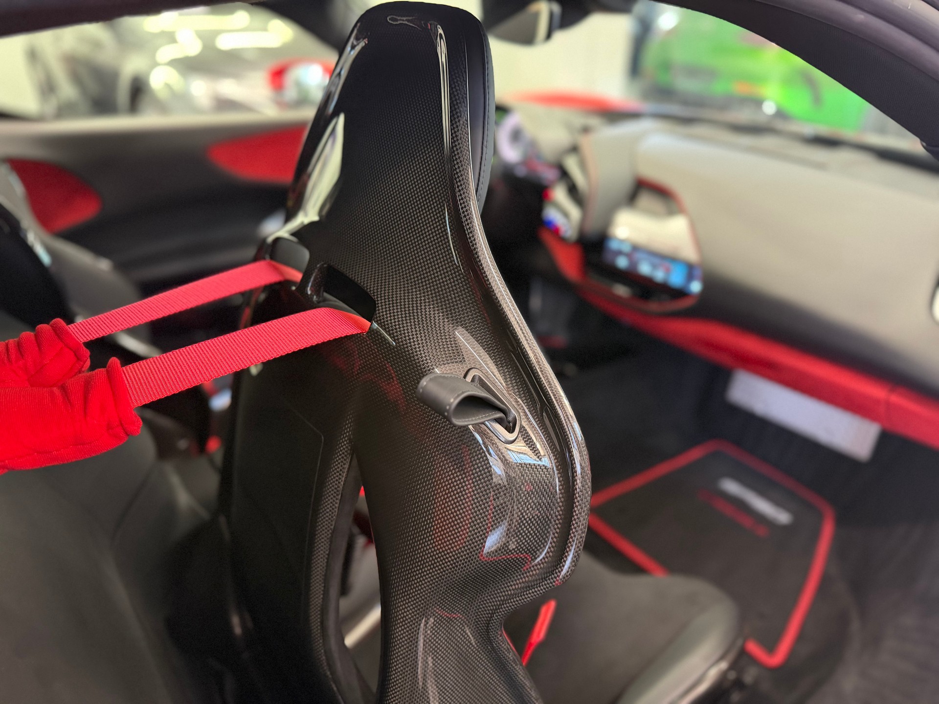 FERRARI SF90 Stradale-image-18