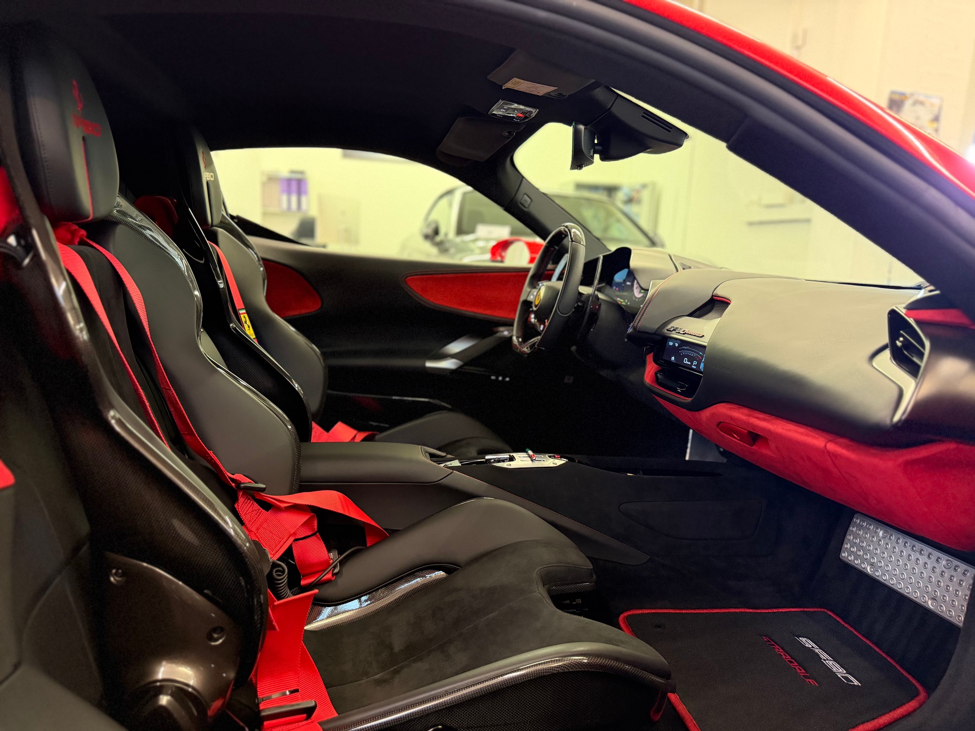 FERRARI SF90 Stradale-image-19